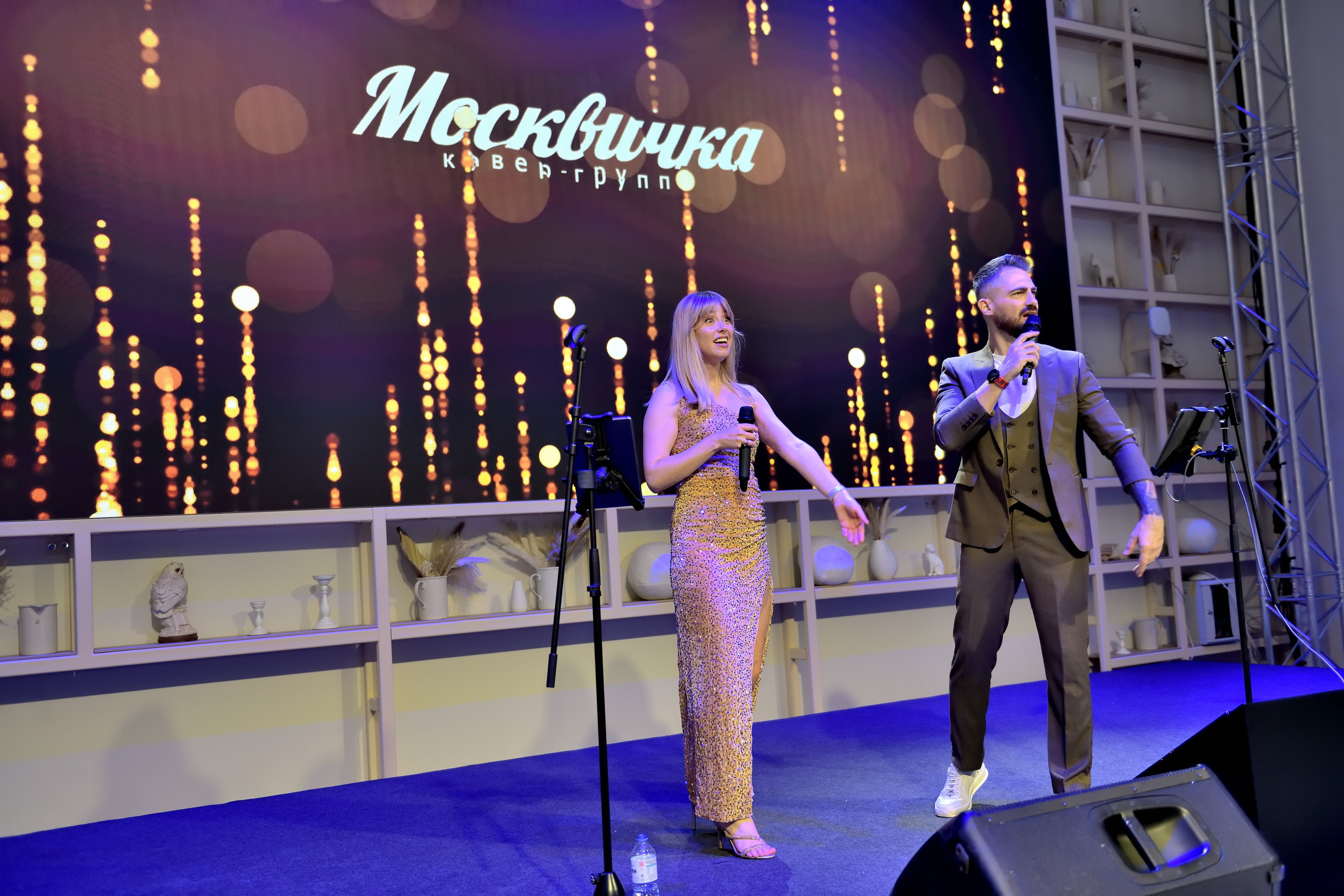 "Выступление кавер-группы на мероприятии Ирины Маруниной".