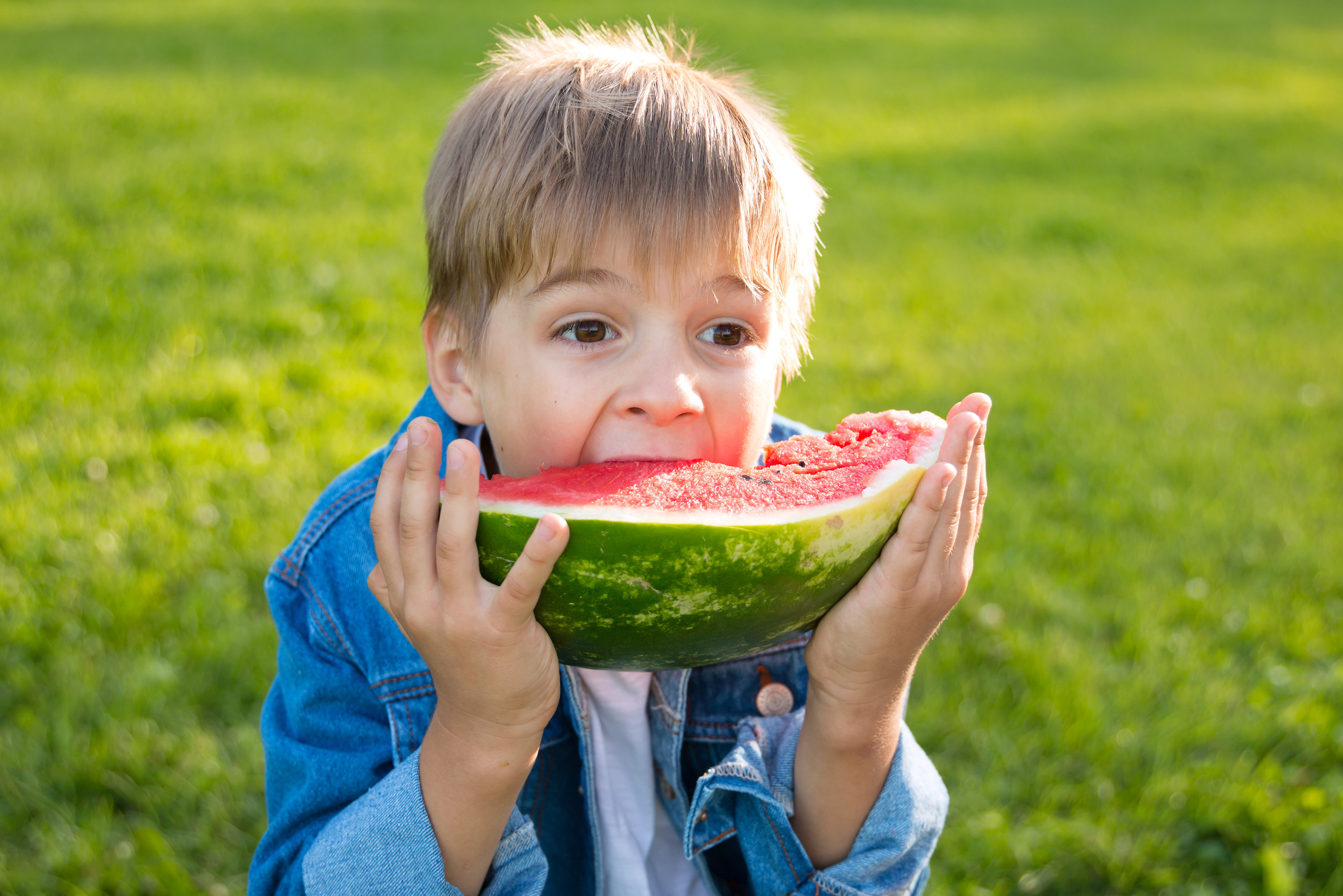 Детская постановочная фотосессия на природе. Семейный и детский фотограф в Москве Екатерина Лебедева