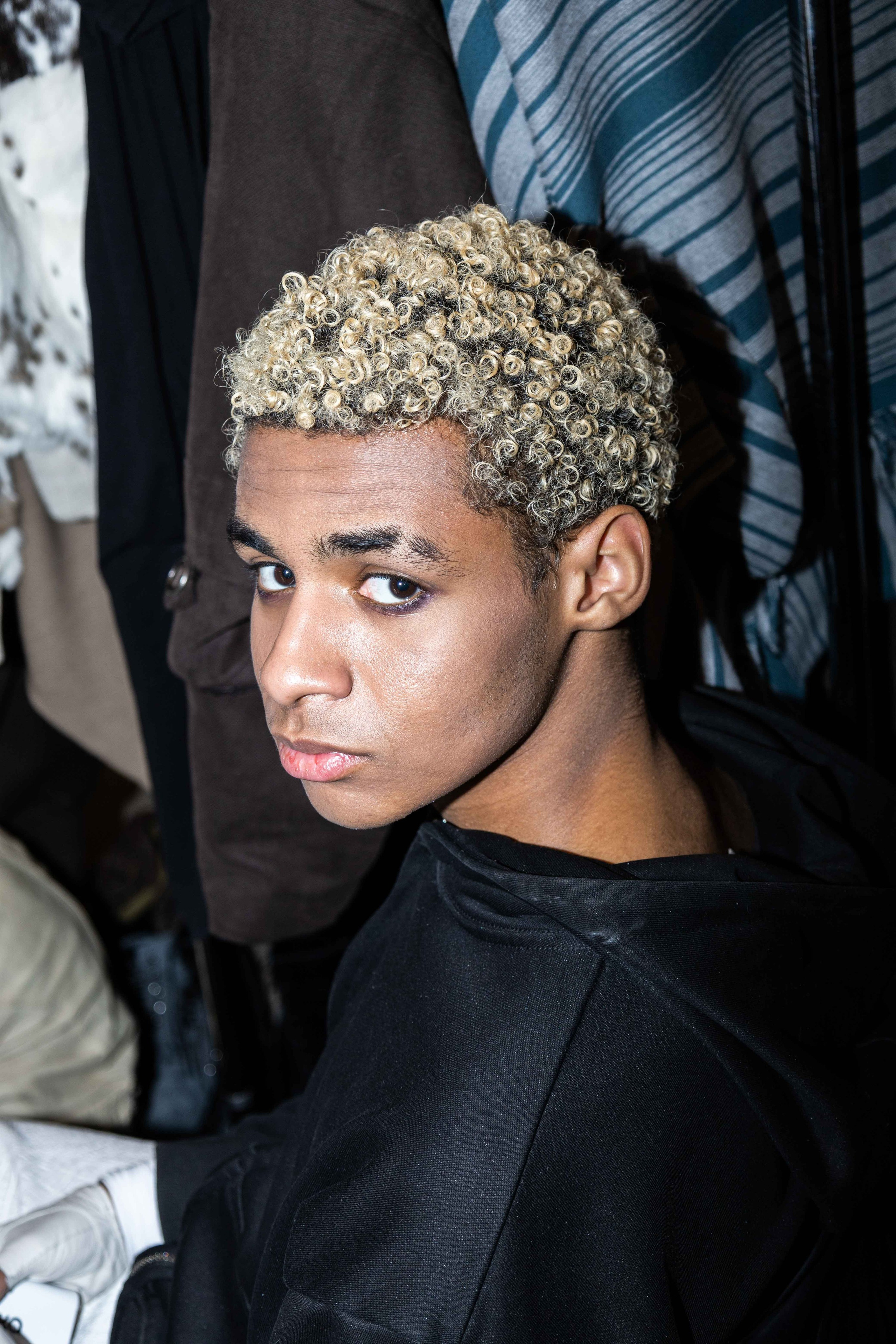 Auxi Backstage. VICTORIA SHU