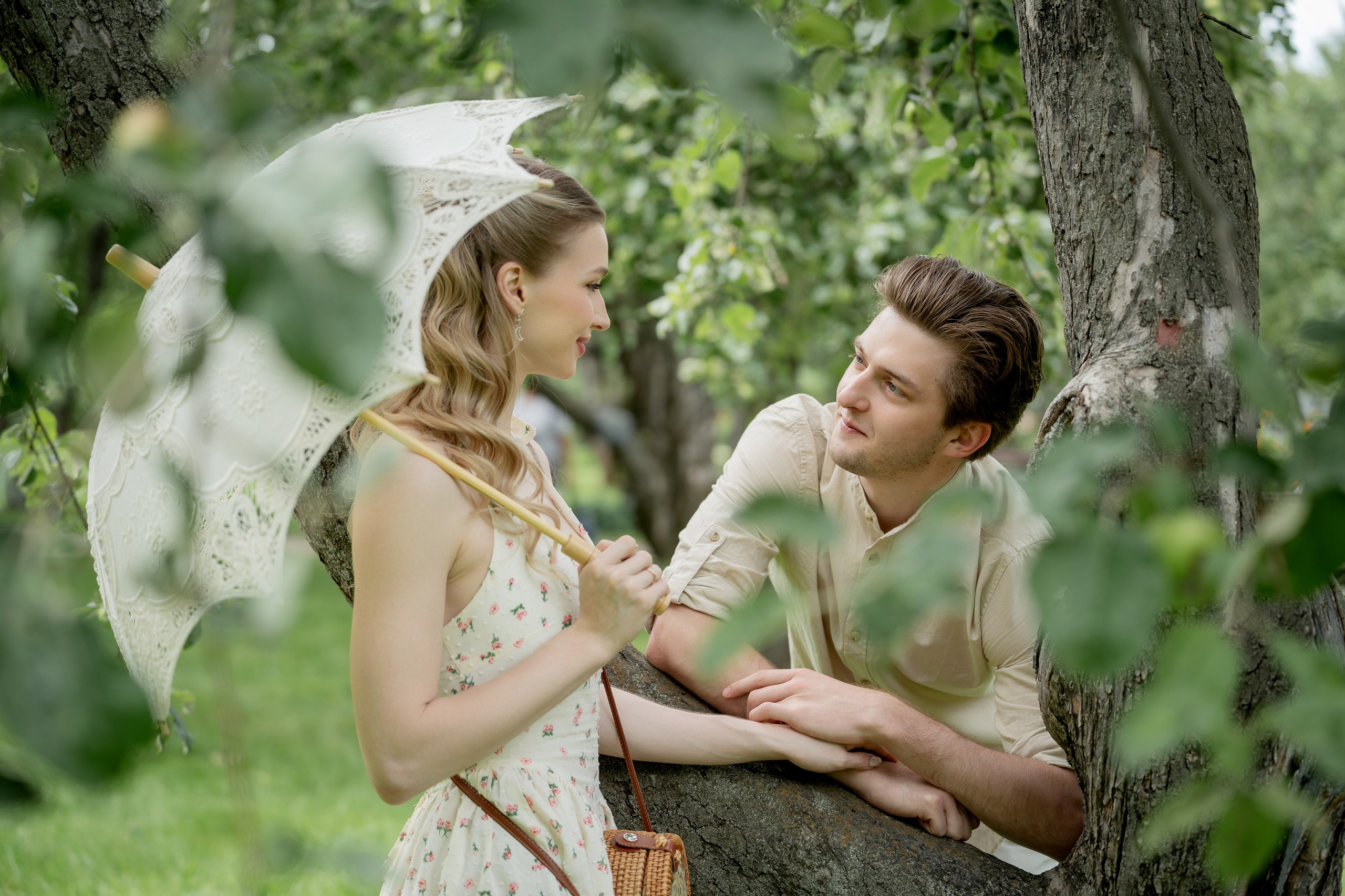 СВАДЕБНАЯ ПРОГУЛКА В КОЛОМЕНСКОМ. Портретный фотограф Олеся Владимирова в Москве