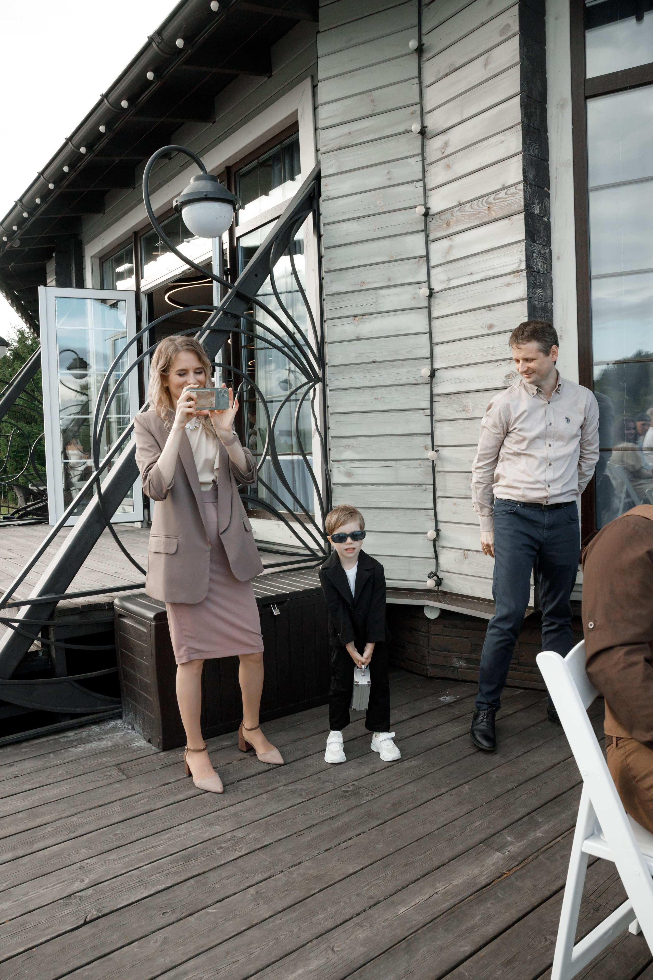 Регистрация в отеле Fish Point, ЗАГС Бутово, прогулка в Остафьево. Свадебный и репортажный фотограф (Москва, Королев и другие)