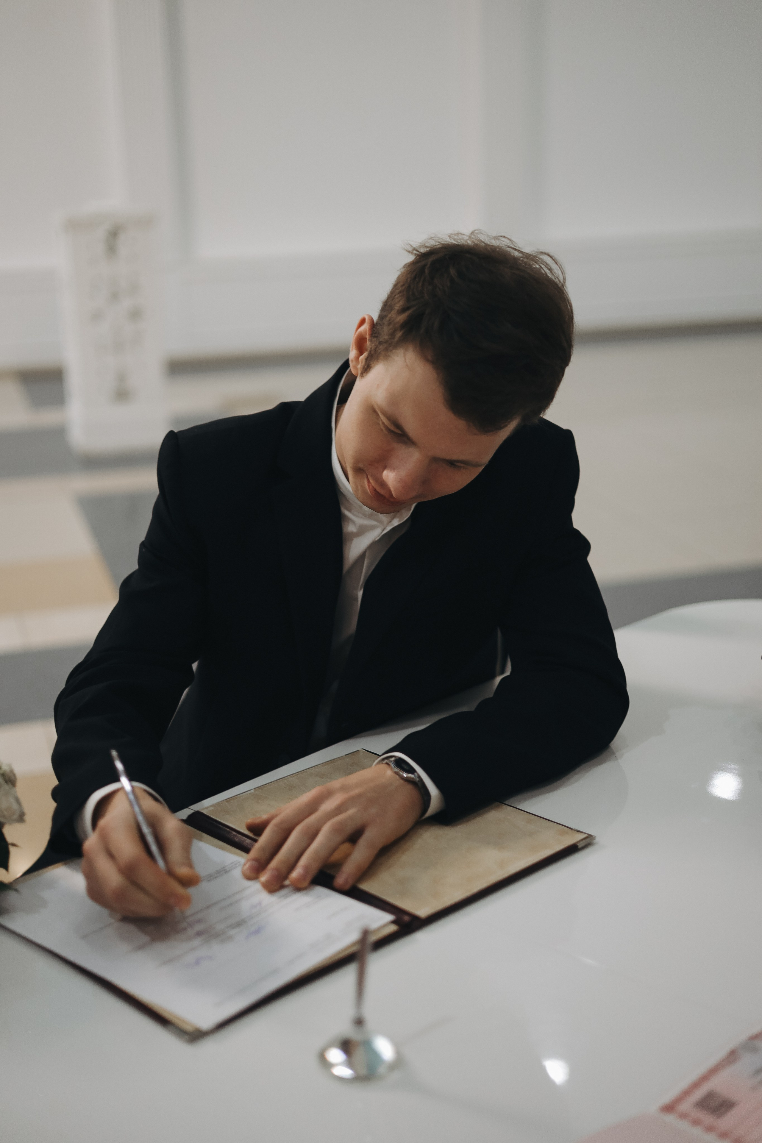 Олеся и Даня. Роспись в Таганском ЗАГСе. Диана Чечель. Свадебный и семейный фотограф в Москве