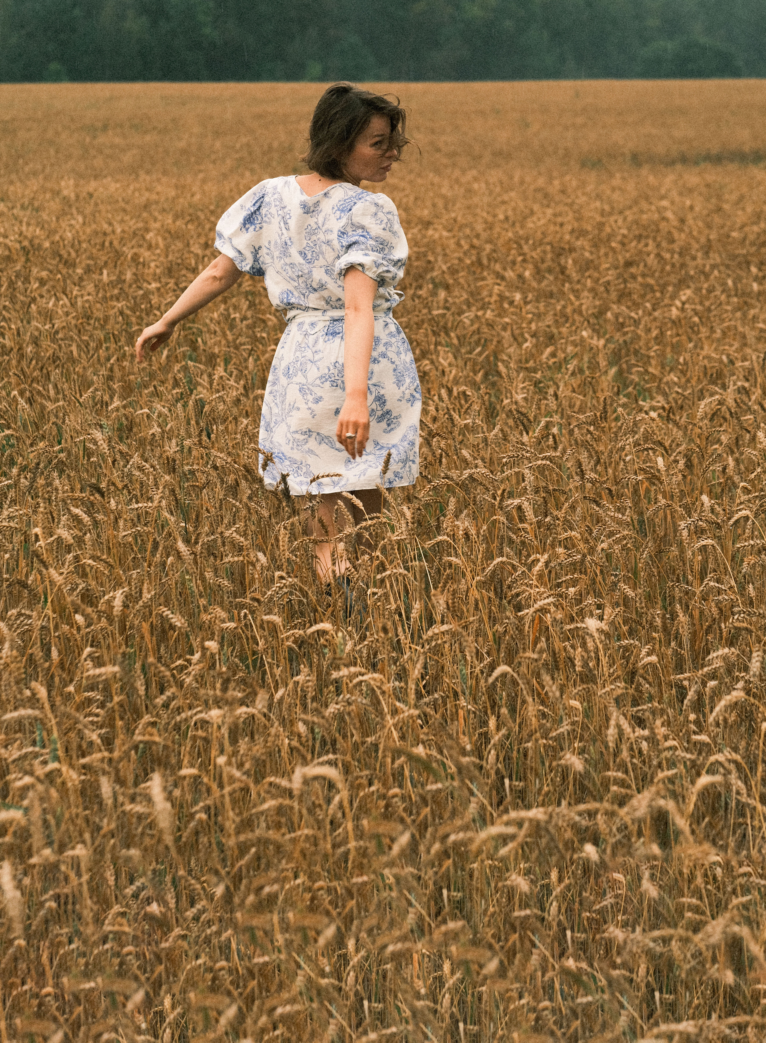 Портреты на природе. Анна Сутягина. Фотограф в Москве