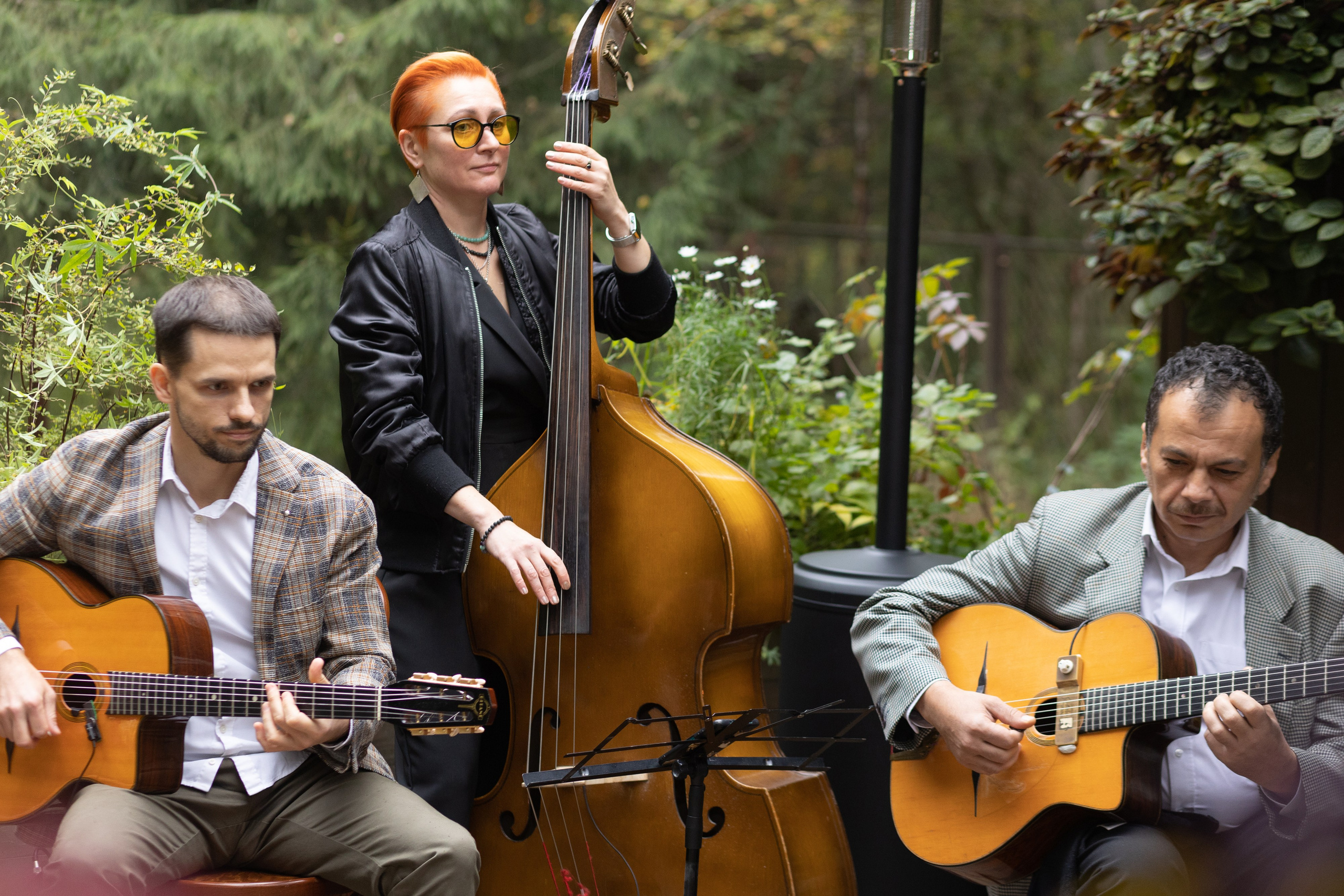 B U R G U N D Y. H O M E