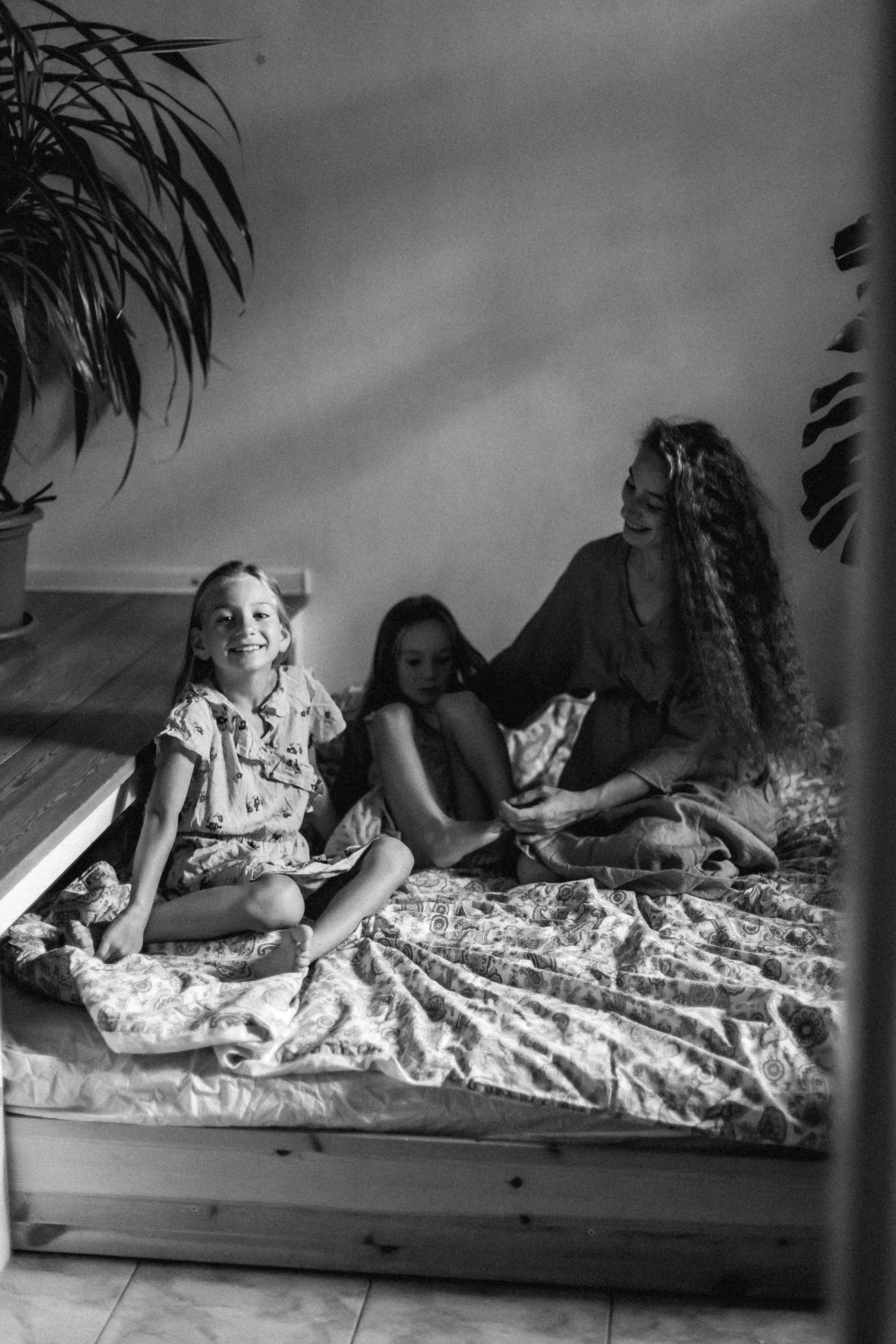 Настя и дочери. Домашняя съёмка. Фотограф в Москве Базанова Дарья