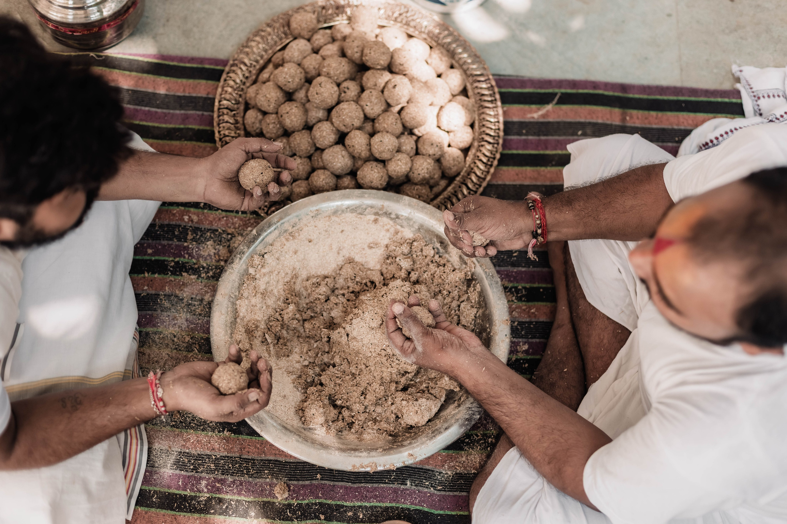 Pitri Paksha yagyas & poojas Devraha Baba ji ashram. Mariam Bagdasaryan