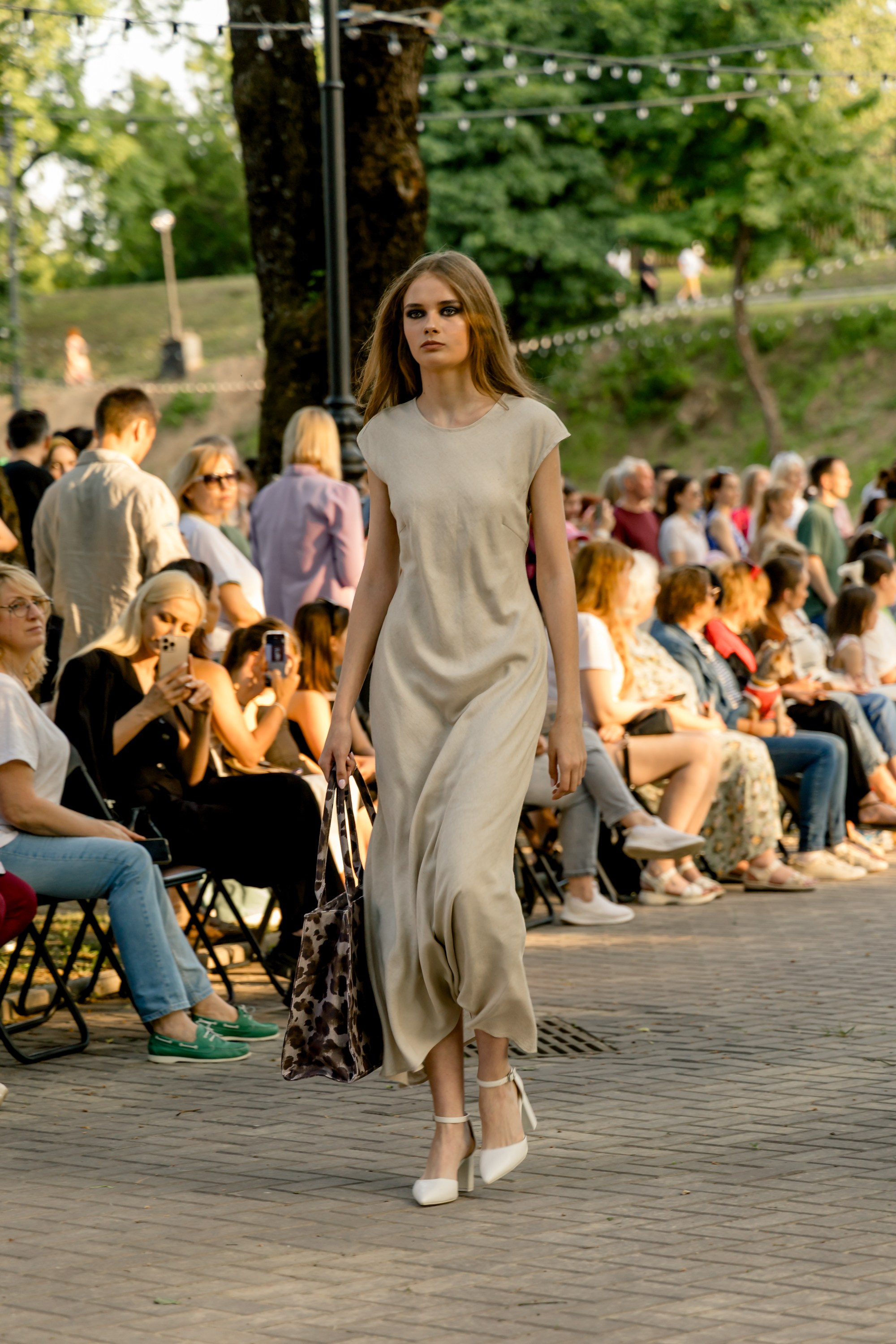 Smolensk Fashion Week 2025_показы_ДЕНЬ 1_ВЕЧЕРНИЙ ПОКАЗ_19:00. Главная