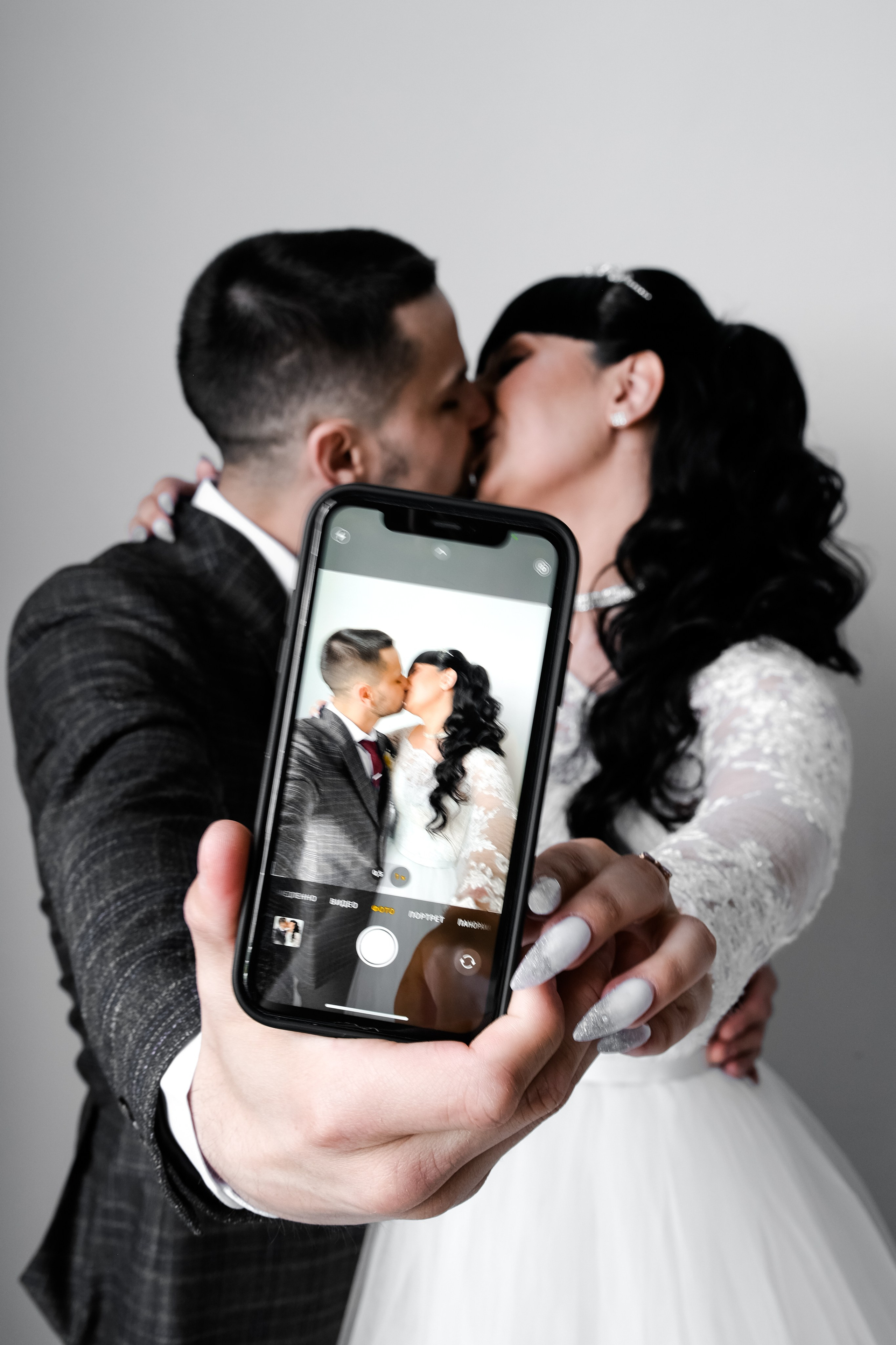 Сергей и Евгения_свадебная фотосессия в Версале. Свадебный фотограф в Челябинске Сырчикова Наталья