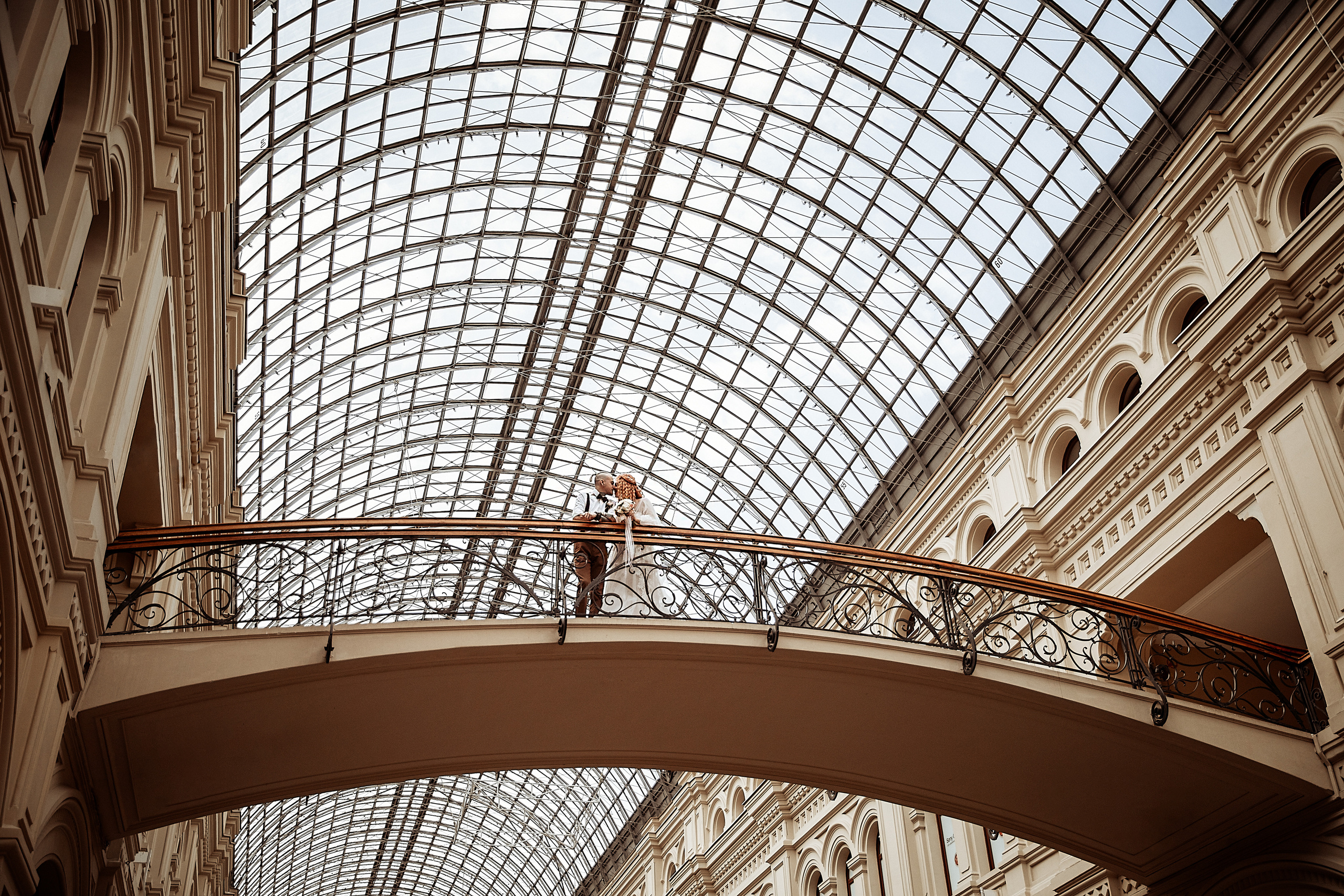 Стильная свадебная фотосессия Москва | Свадебный фотограф. Фотограф брендов и бизнеса в Москве Алексей Сентюрин