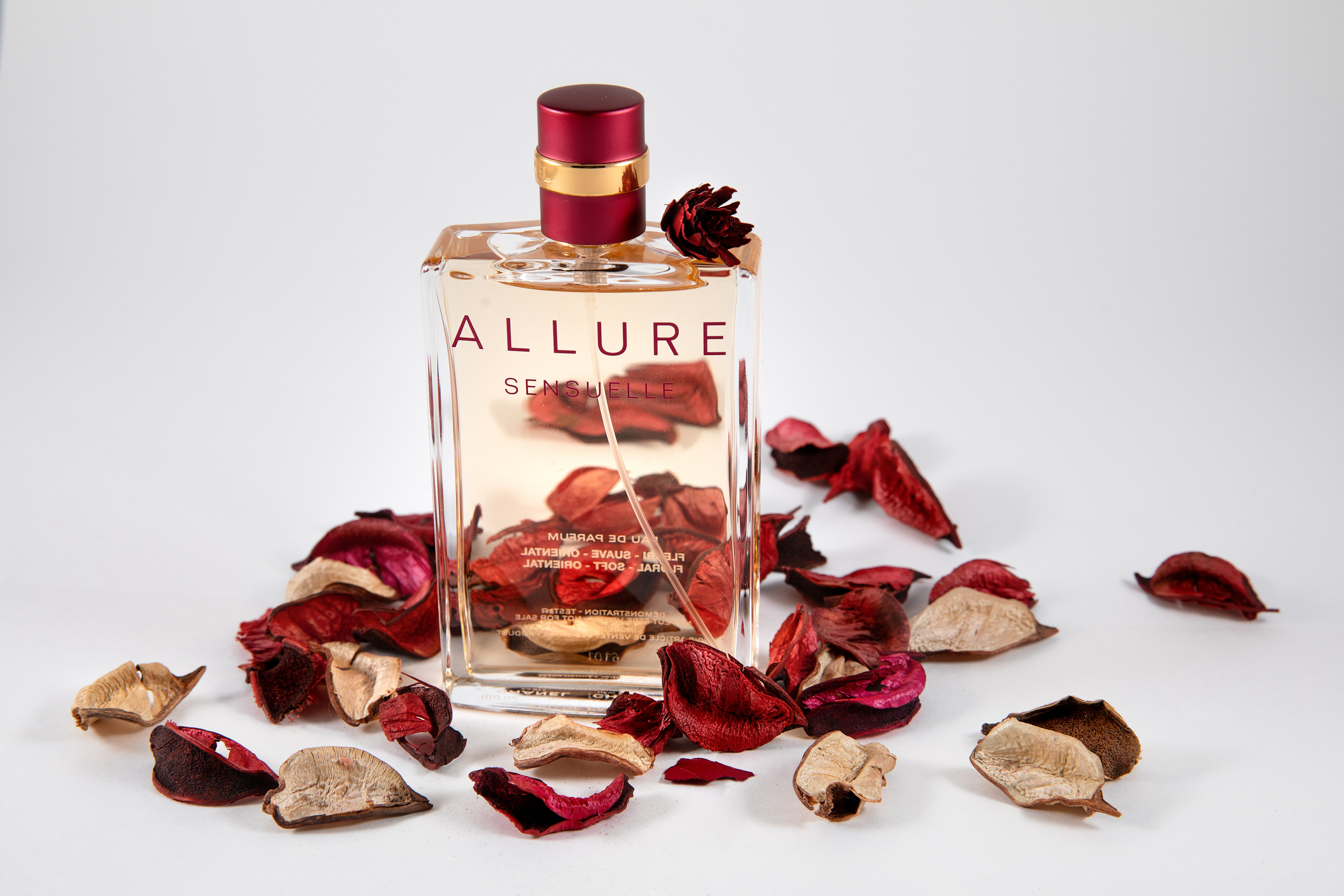 Рекламная фотография Москва | Контент для брендов | Предметная съемка. Фотограф брендов и бизнеса в Москве Алексей Сентюрин