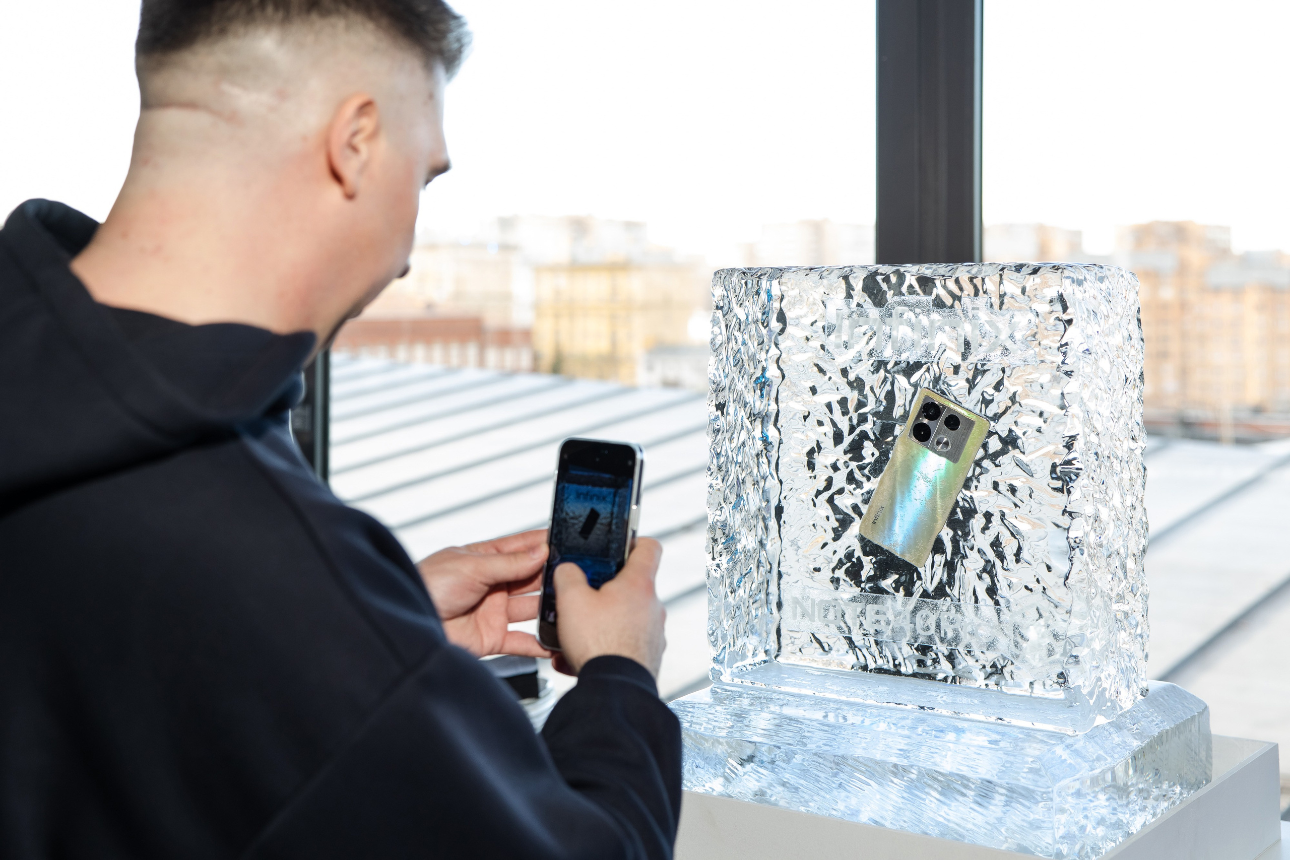 Презентация Infinix. Свадебный репортажный фотограф в Москве