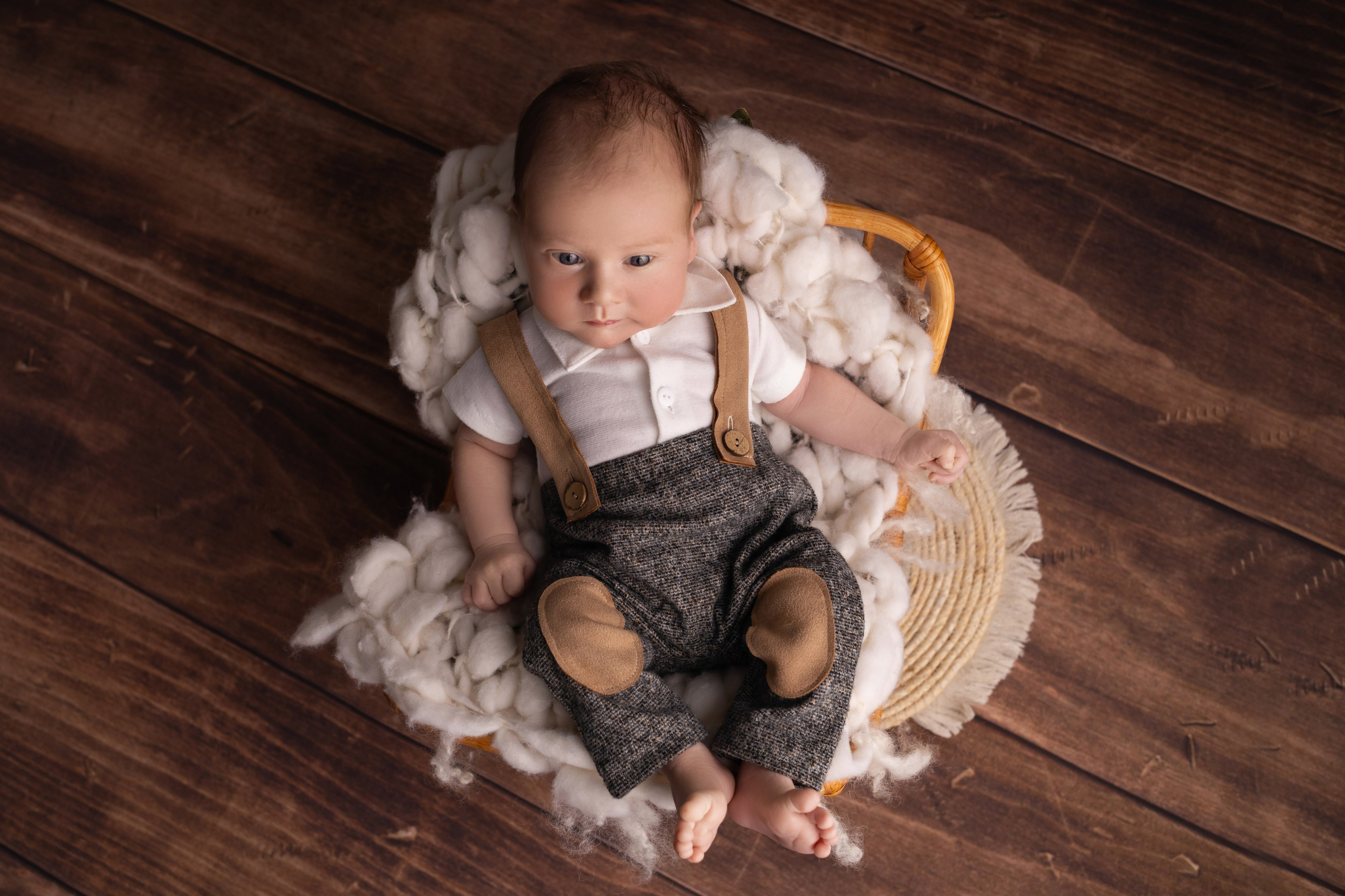 Классическая фотосессия малыша. Фотограф новорожденных малышей в Омске и Омской области Эльвира Камаева