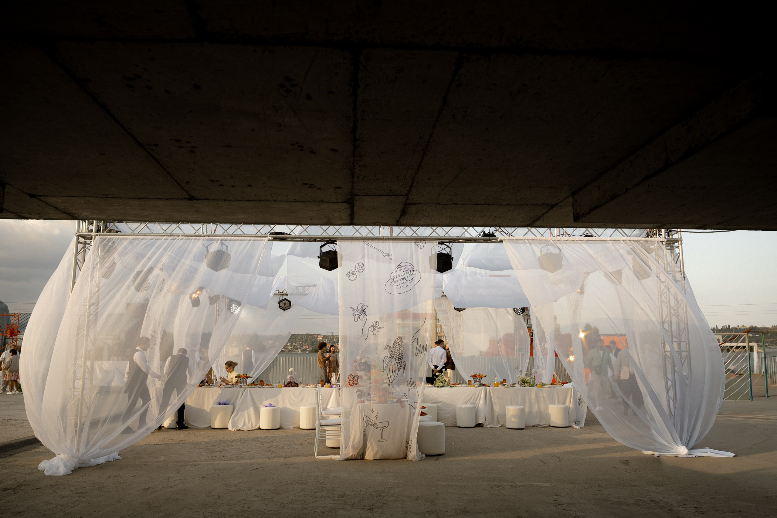 Любовь на высоте /Полный день (сокращено). Семейный и портретный фотограф в Саратове Сахарова Маша