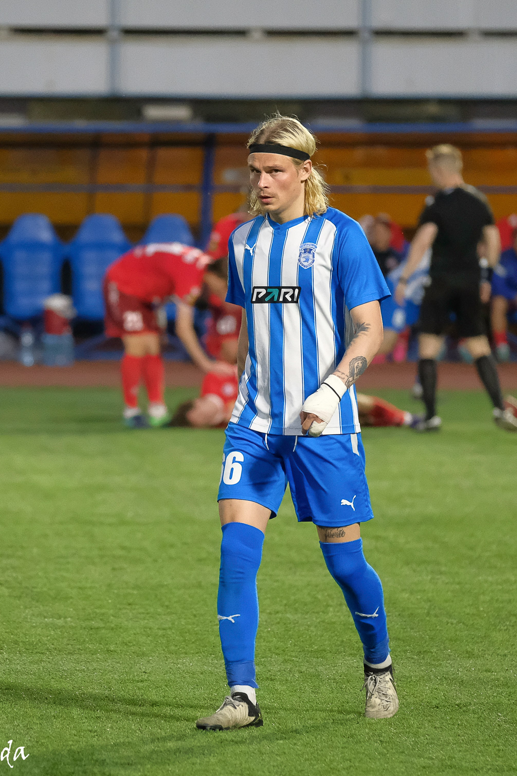 Фото футбольных матчей Первая лига ФНЛ. Фотограф Дмитрий Алексеев