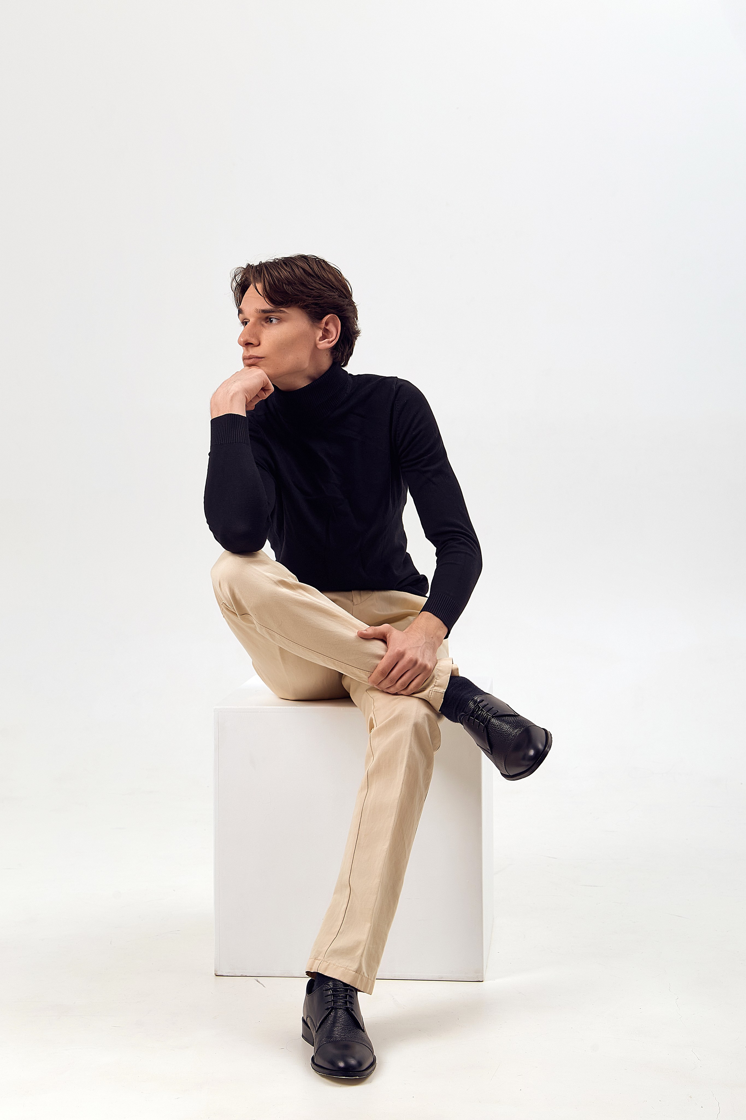 Модельные тесты в студии. Фотограф Руслан Потапов в Краснодаре