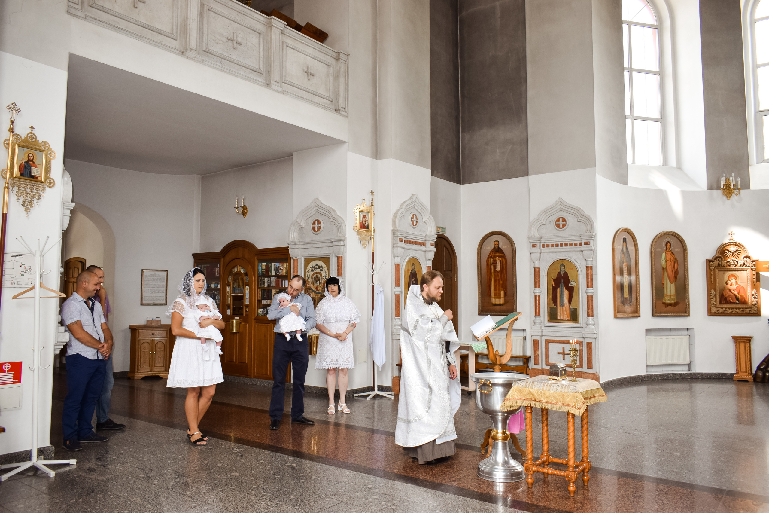 Крещение Демида и Дианы!. Фотограф новорожденных в Брянске Анжелика Прохоренкова