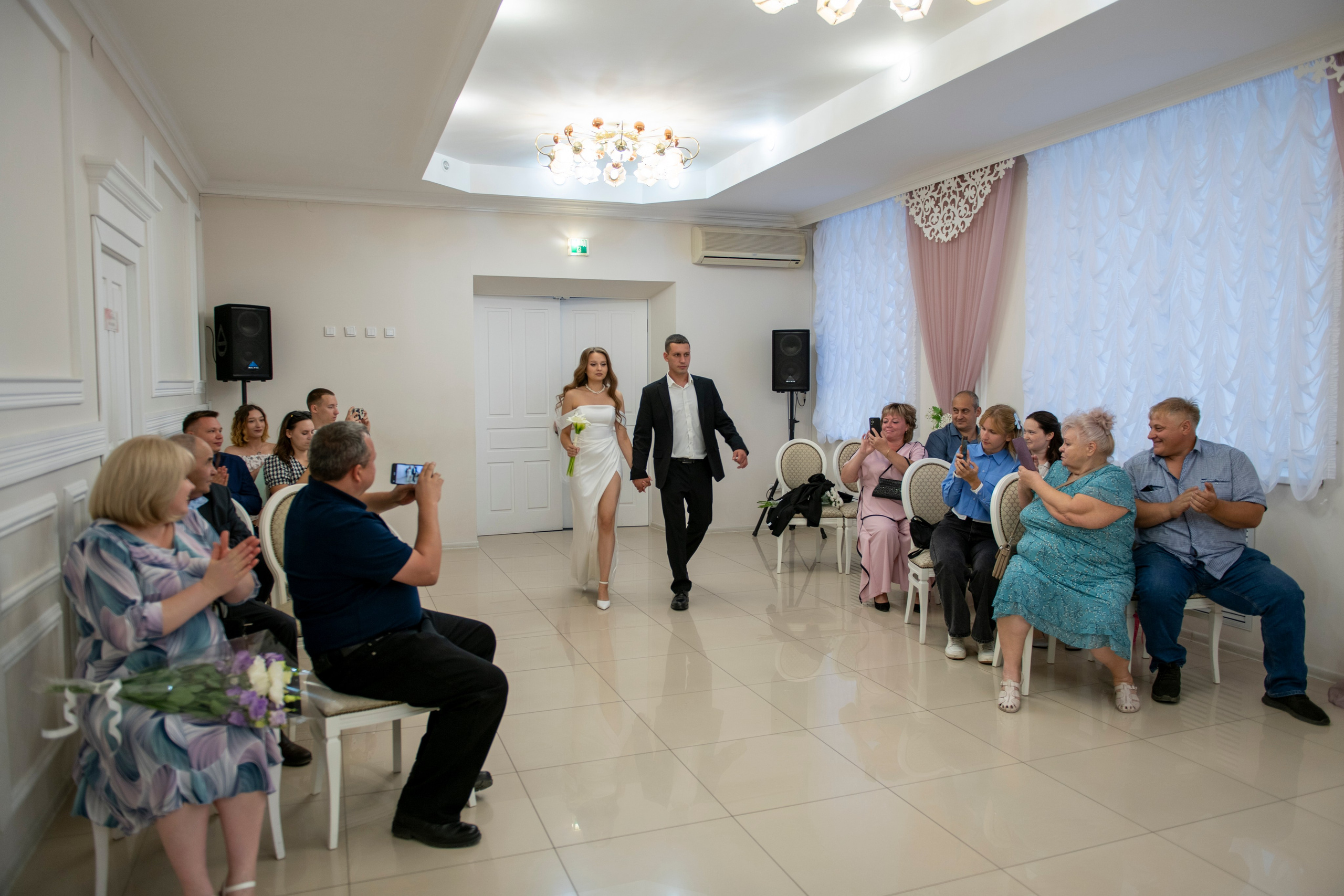 Пакет M (ЗАГС + фотосессия). Ваш фотограф для любого вида съемки