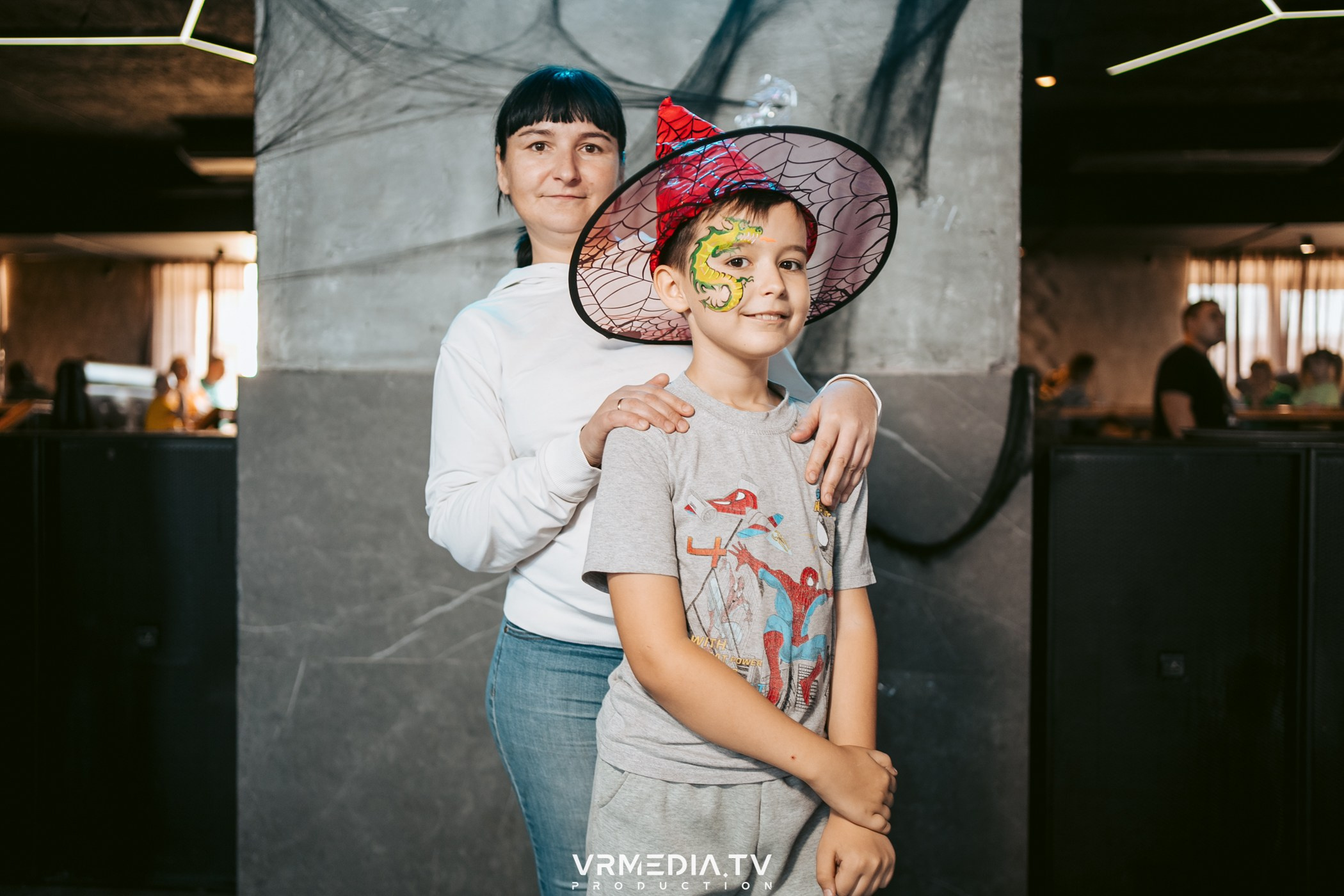 Baby time в баре «Друзья»