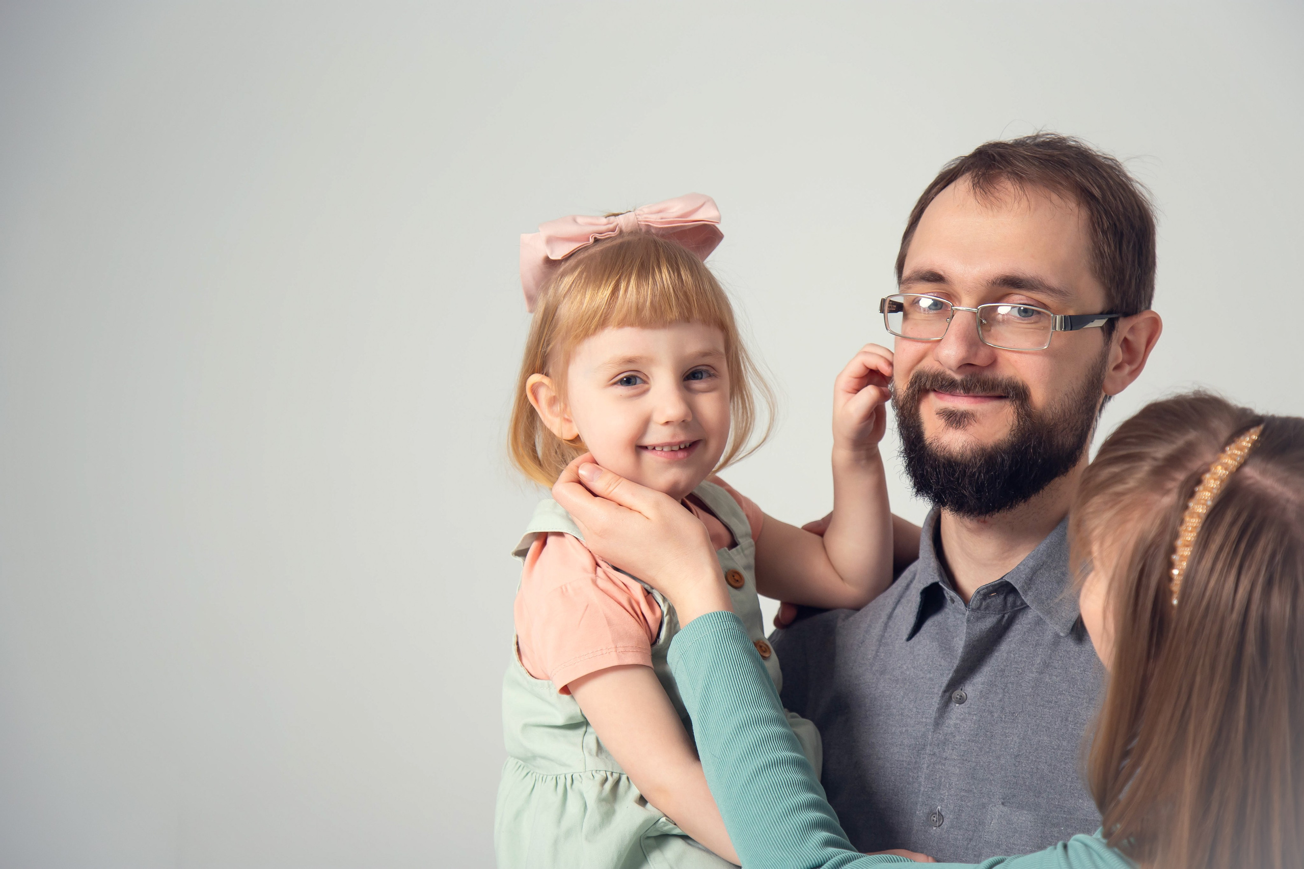 Семейная фотосессия в студии PHOTO ZALL в Москве. Семейный фотограф в Москве Влада Лунина