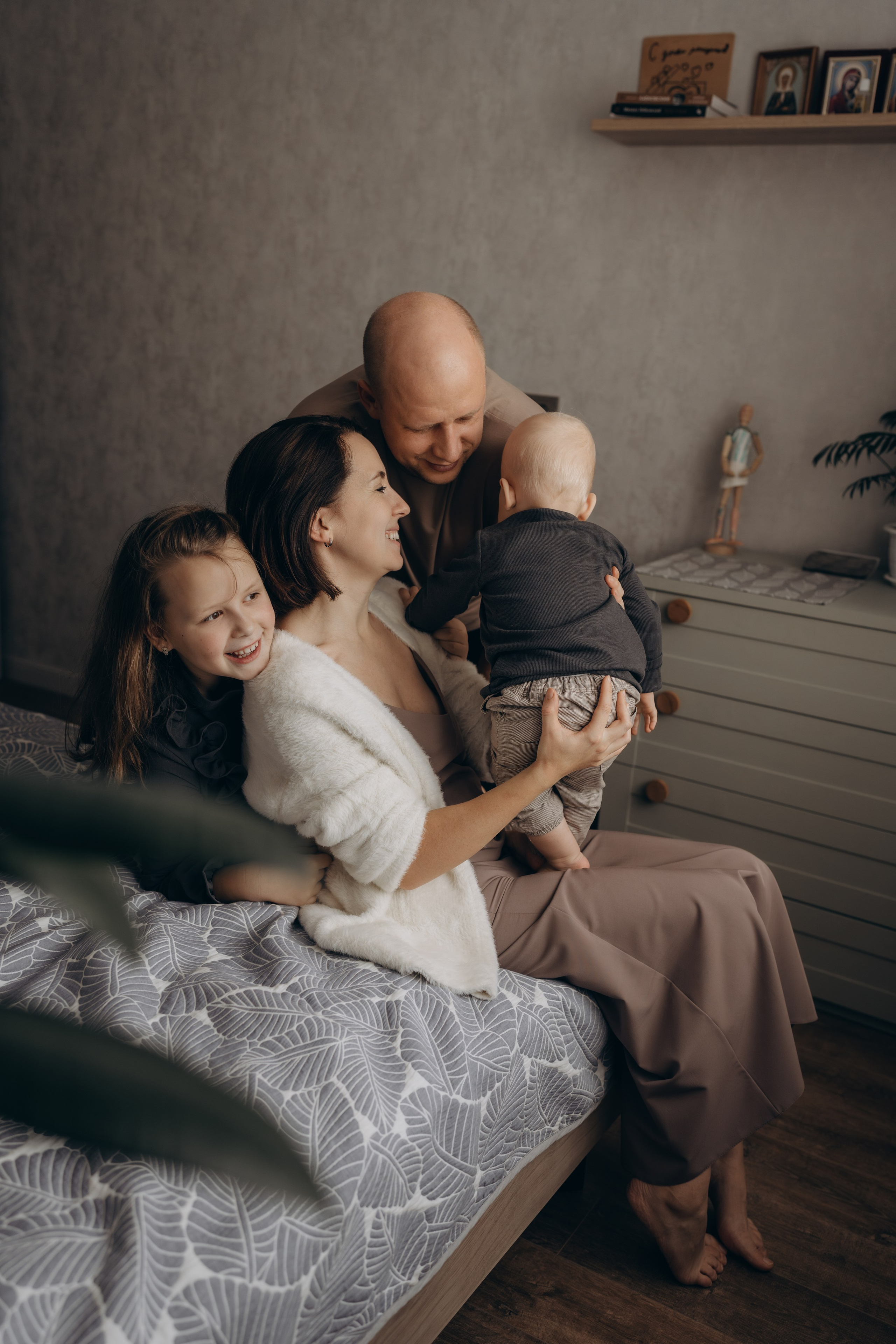 Уют и запах елки. Семейный фотограф Москва. Фотограф беременности и материнства Москва