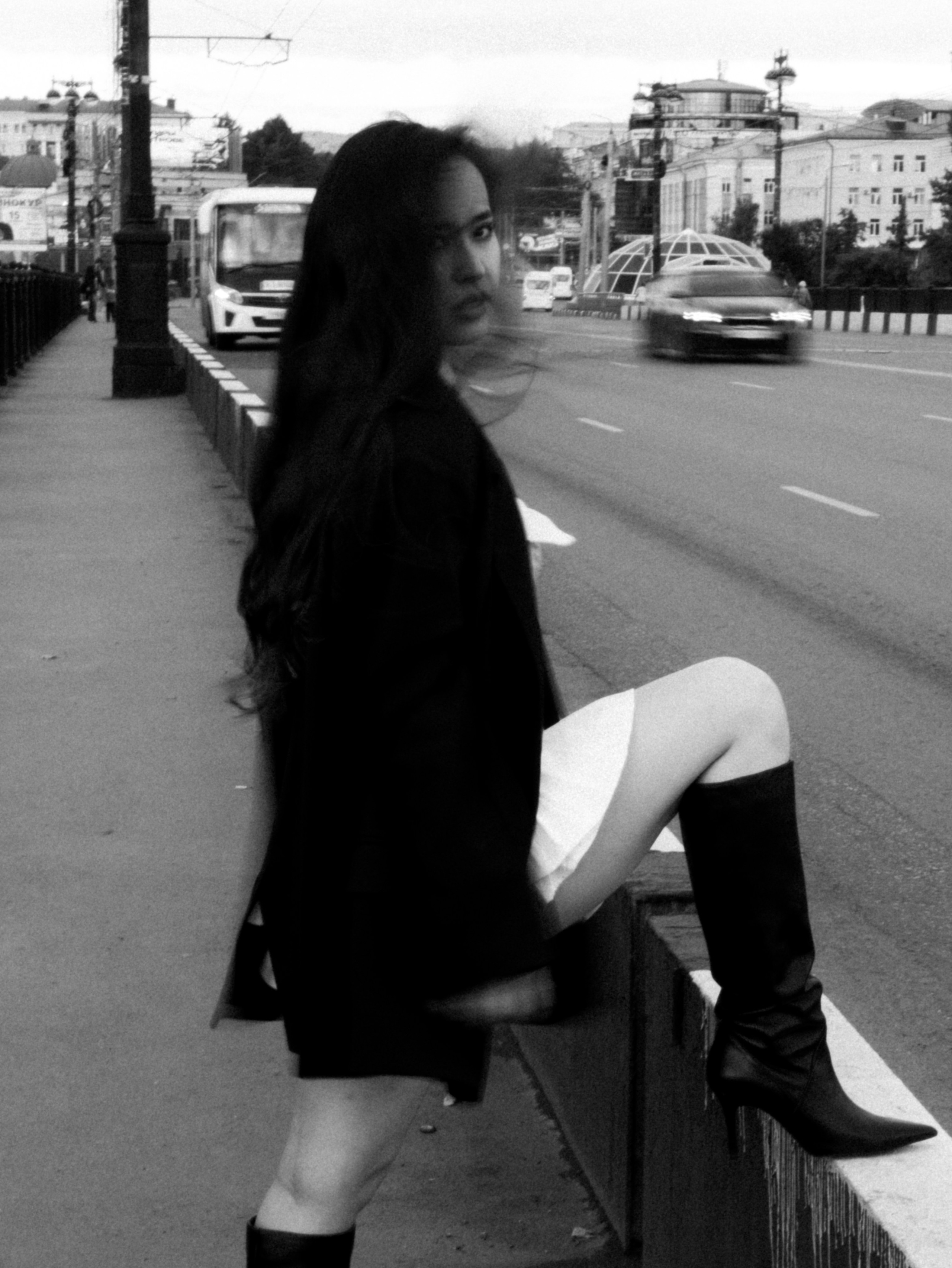 Уличная съёмка. Мобильный фотограф в Омске