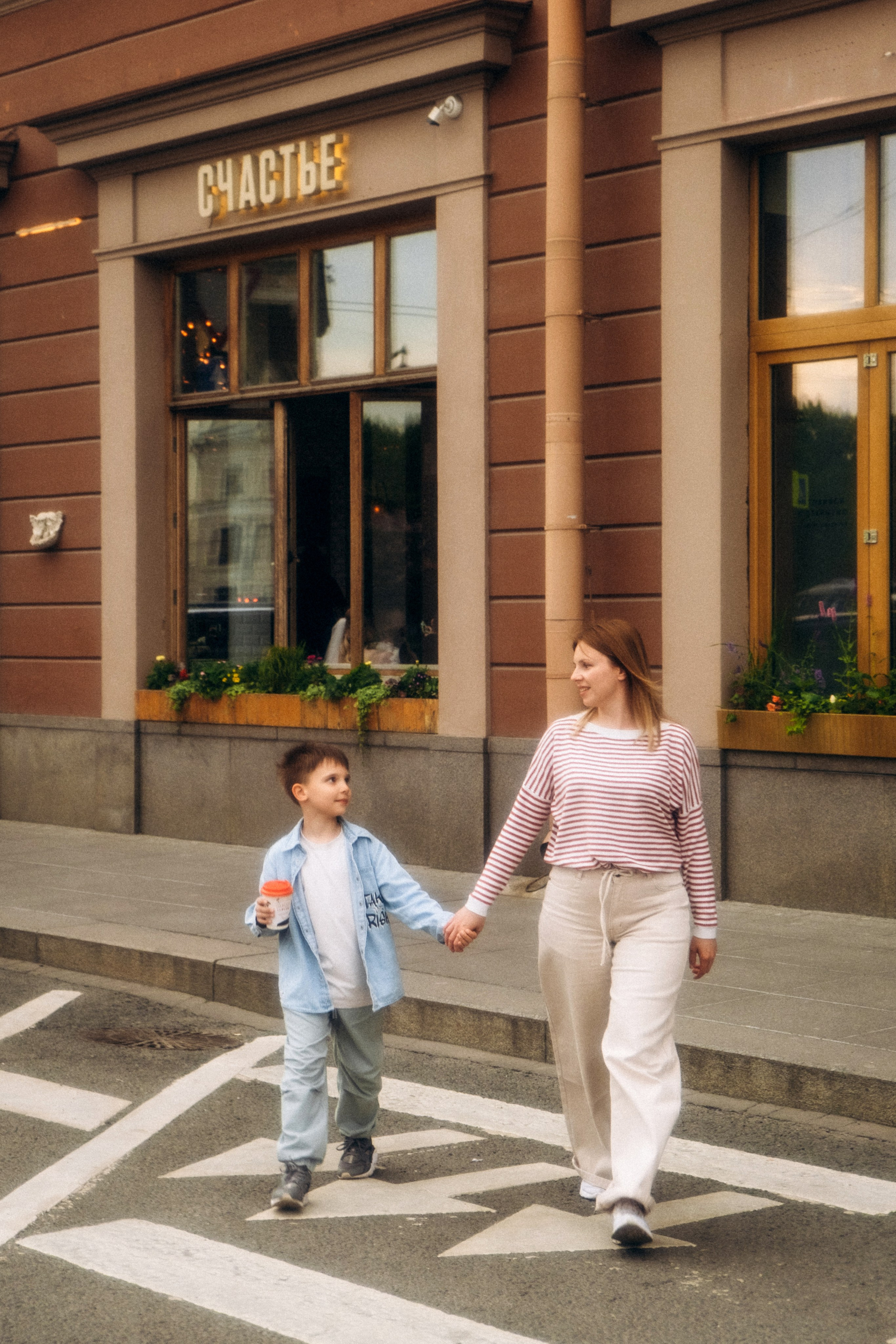Семейная прогулочная фотосессия в Спб. Фотограф в Санкт-Петербурге Кристина Брянская
