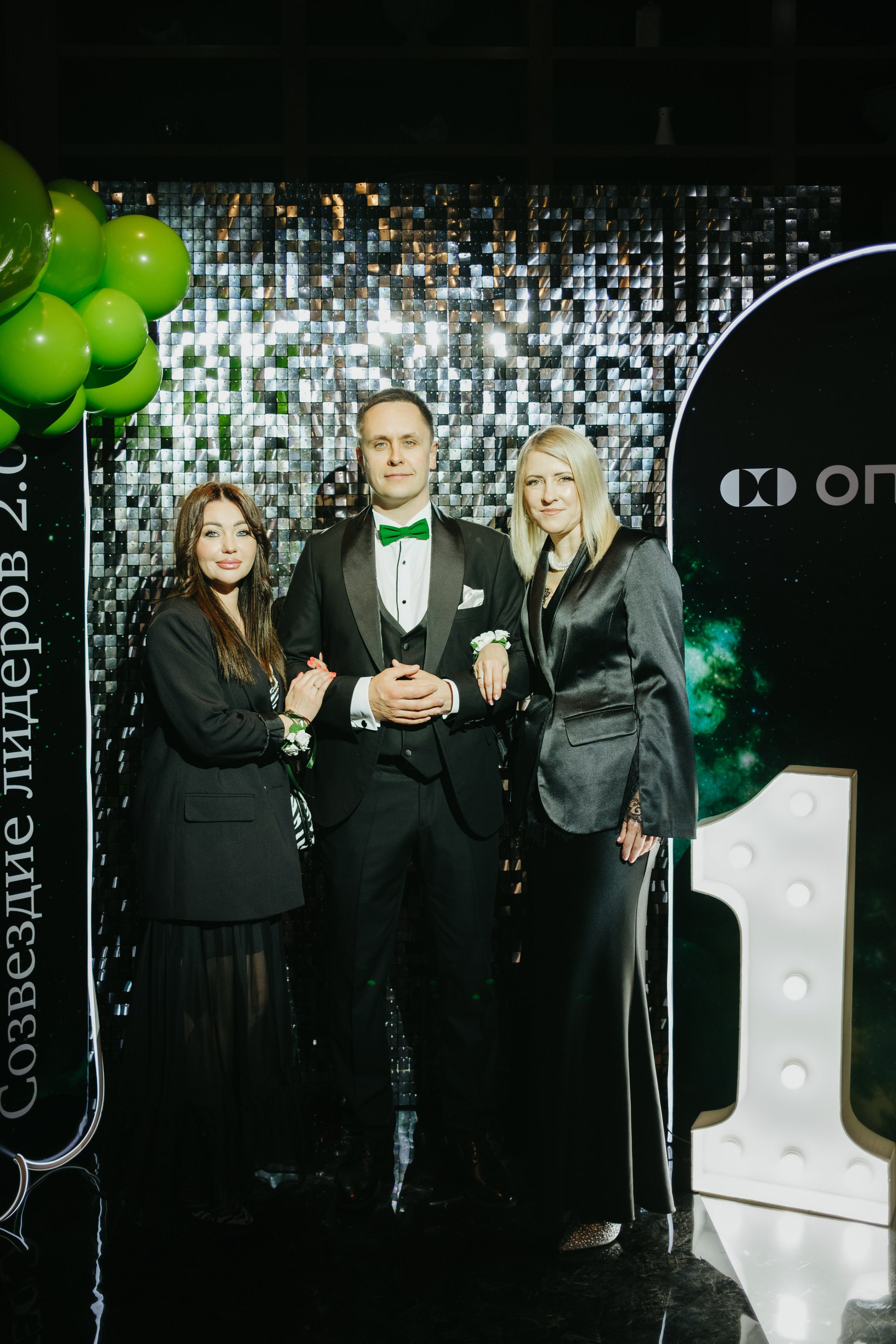 Корпоратив в Сириусу (Адлер) 10 лет компании. Свадебный фотограф Денис Ожигин в Краснодаре и крае. Эмоциональная и стильная съемка вашего дня