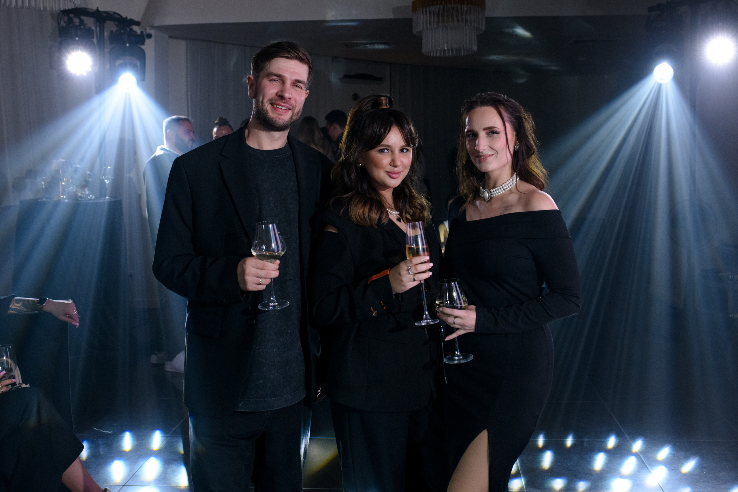 MORE AMORE EVENT HALL — BIRTHDAY`25. Свадебный фотограф Екатеринбург/Челябинск — Любовь Волохова