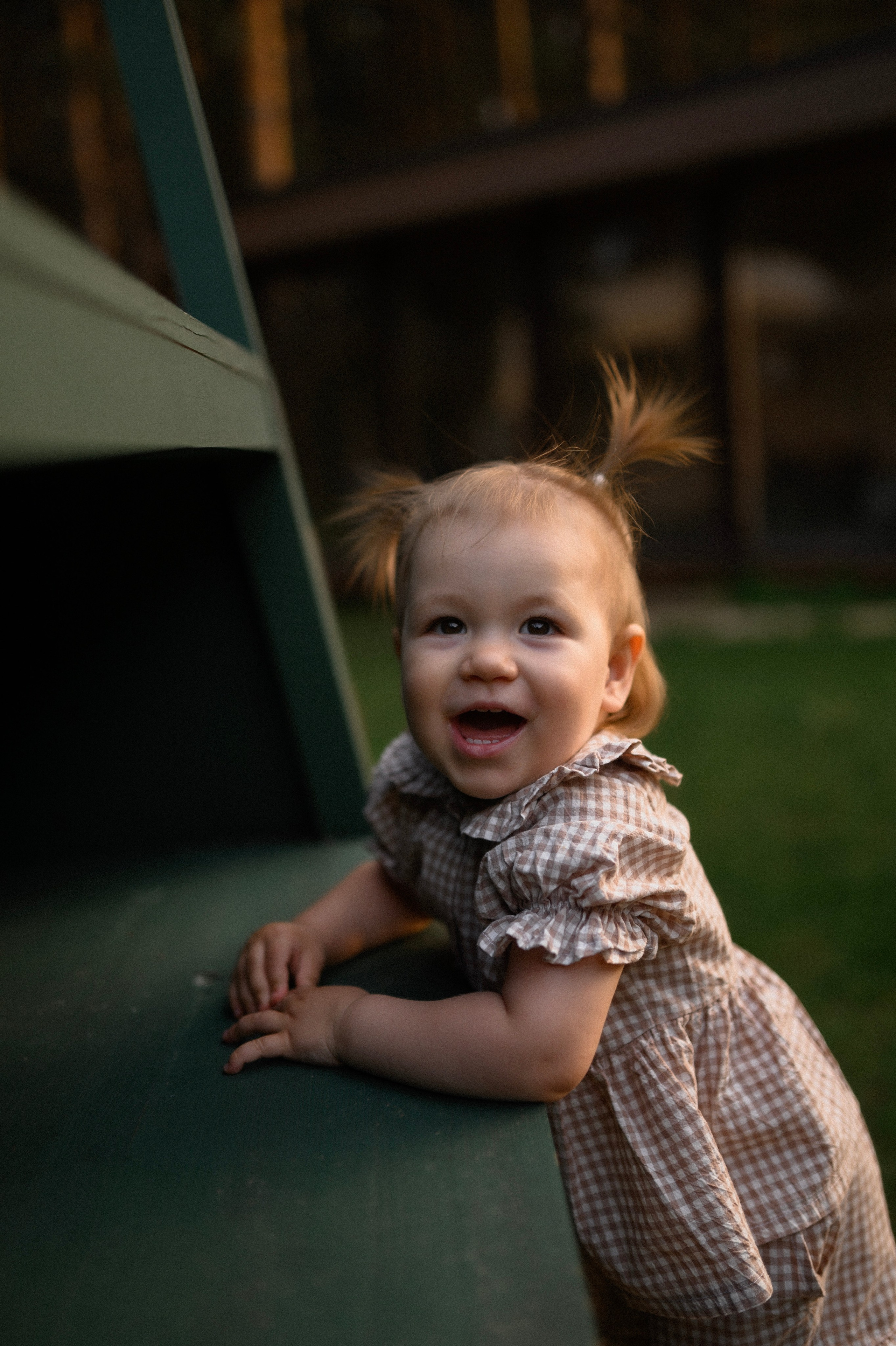 Надя и Алиса в ресторане Кедр. Семейный и свадебный lifestyle-фотограф в Москве Мария Петрова