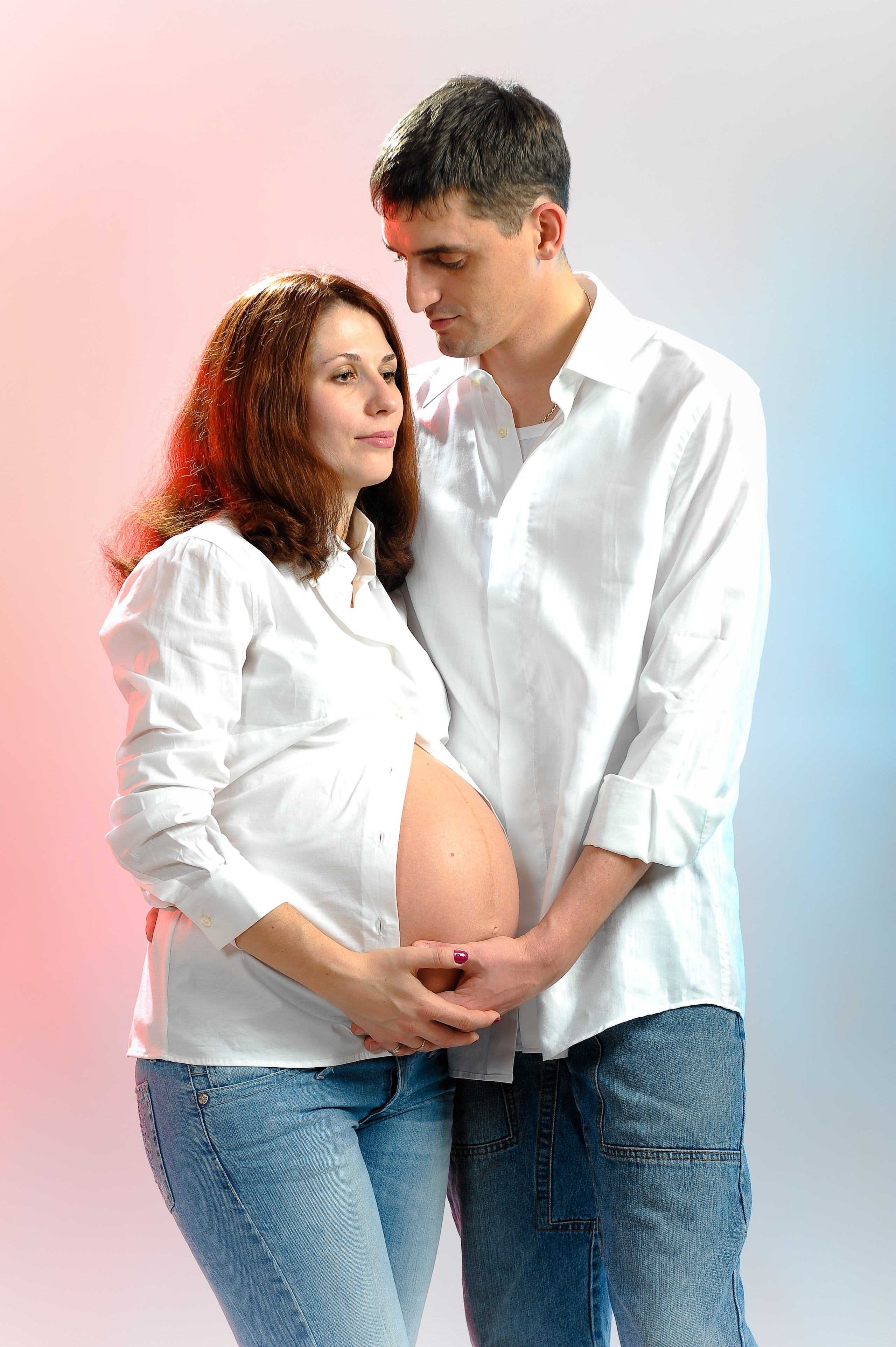 Фотосессия во время беременности от студии Love Story. Максим Матвийченко и Виктория Басова профессионалы своего дела