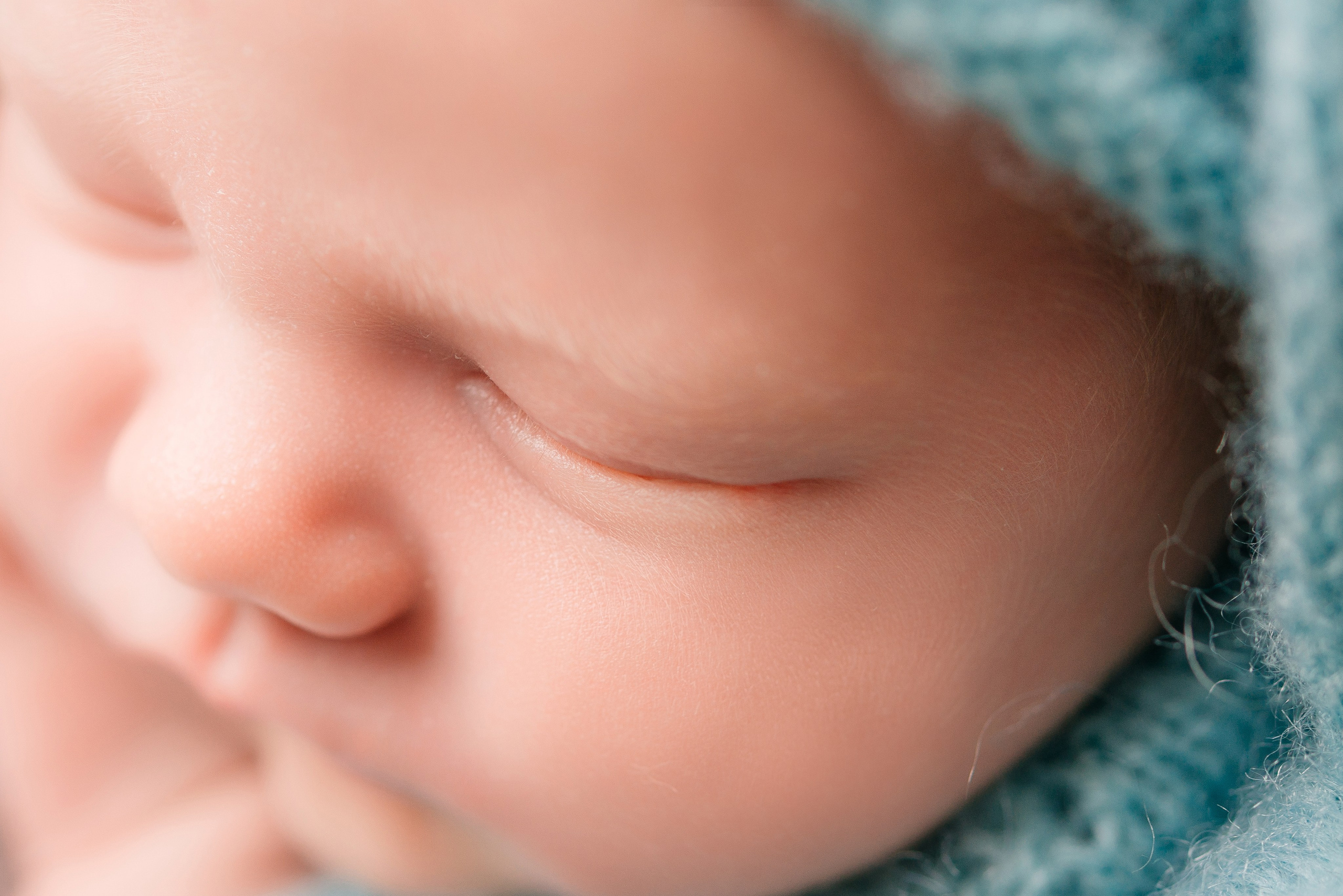 Артем. Фотограф новорожденных Белгород