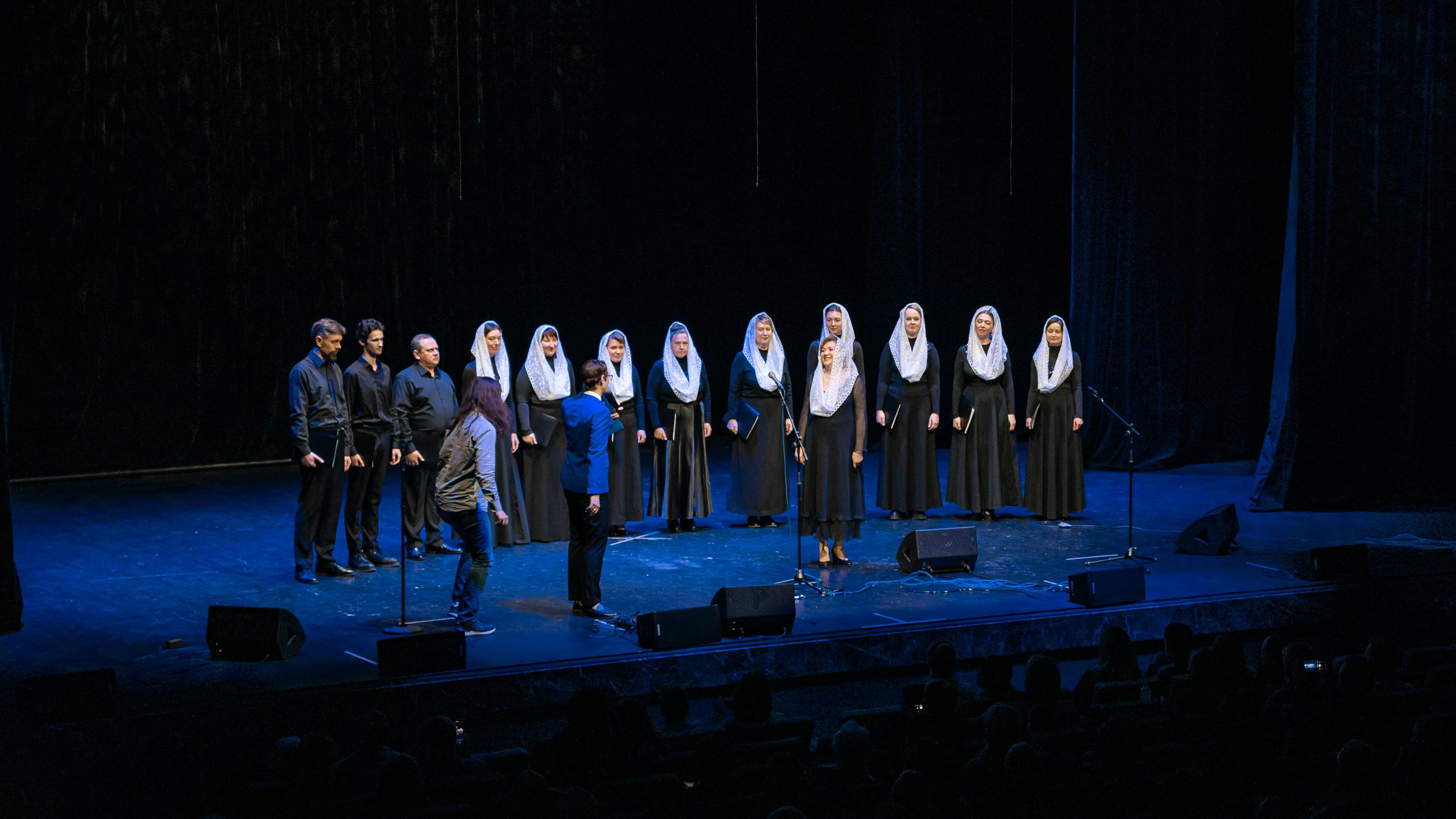 Фотограф концертов Москва. Контент-фотограф в Москве Тима Забабурин
