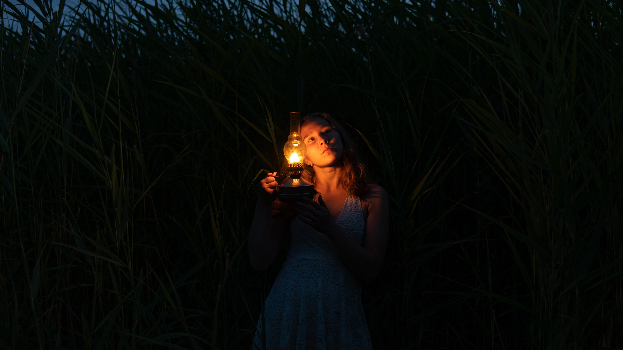 У реки. Творческий и репортажный фотограф в Москве Клим Долгов