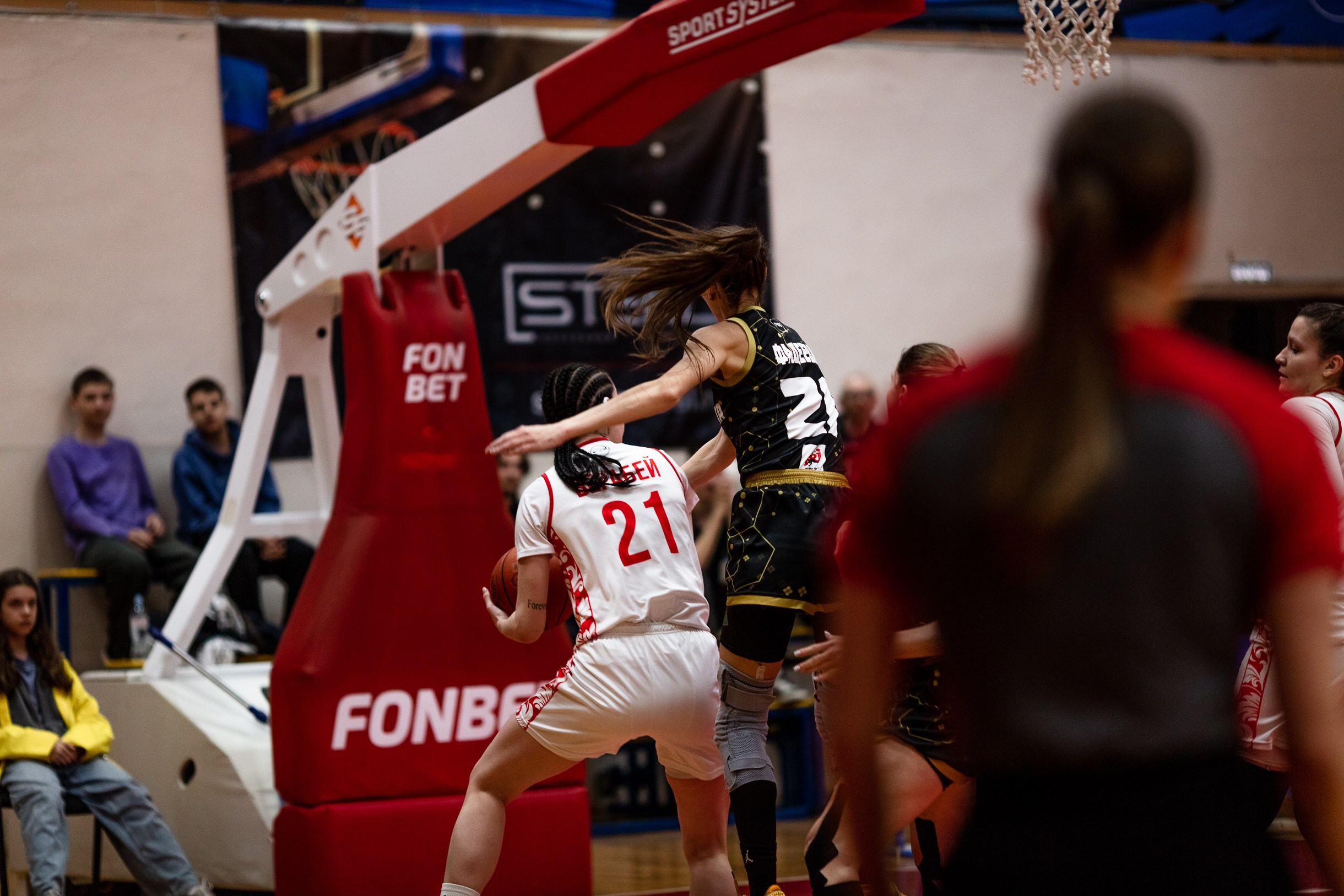 БК Юность — ЧГУ-Атланта / 3 игра. Фотография