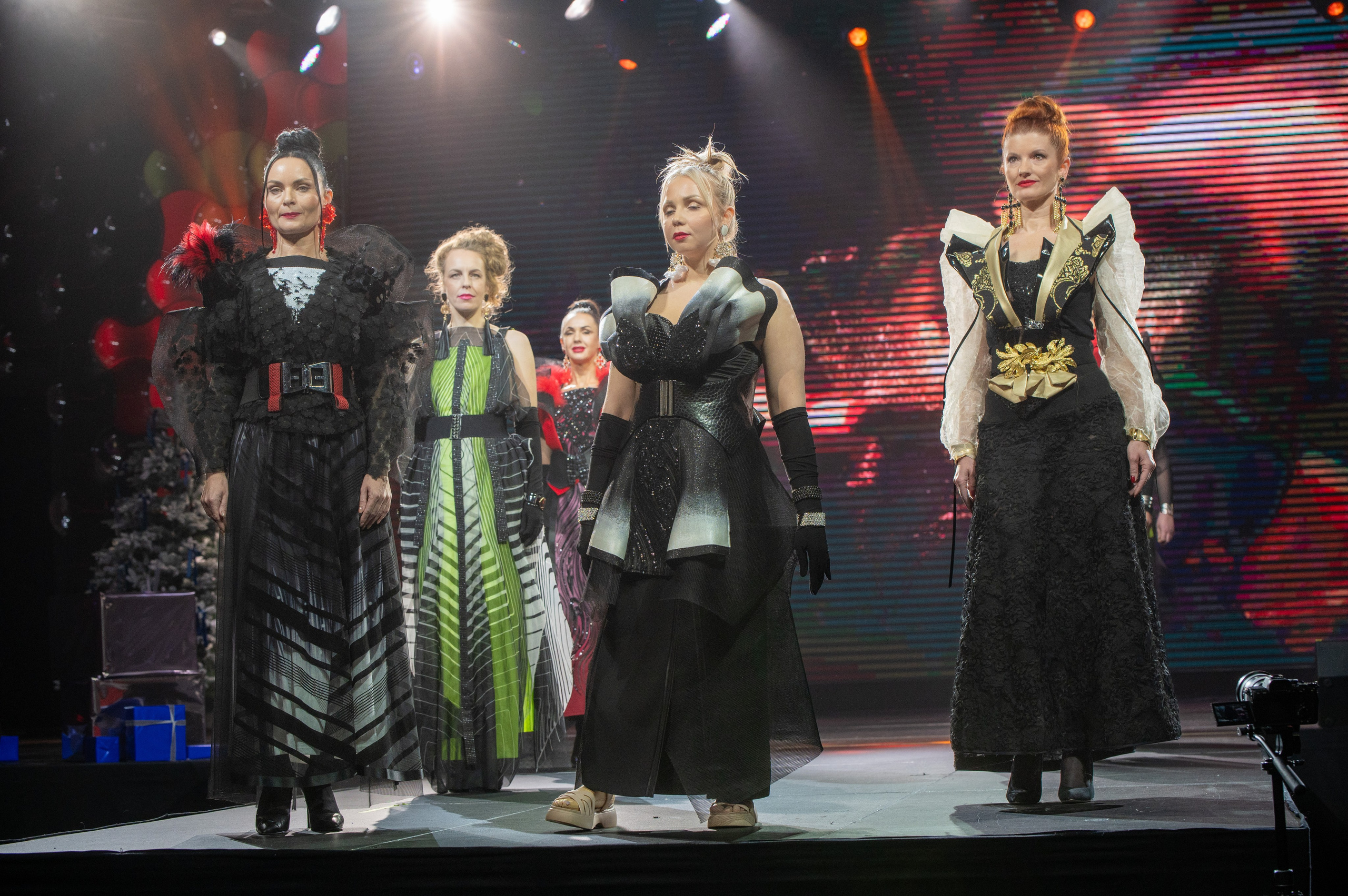 Большая новогодняя тусовка. Фотоуслуги, услуги фотографа, фотографирование важных событий