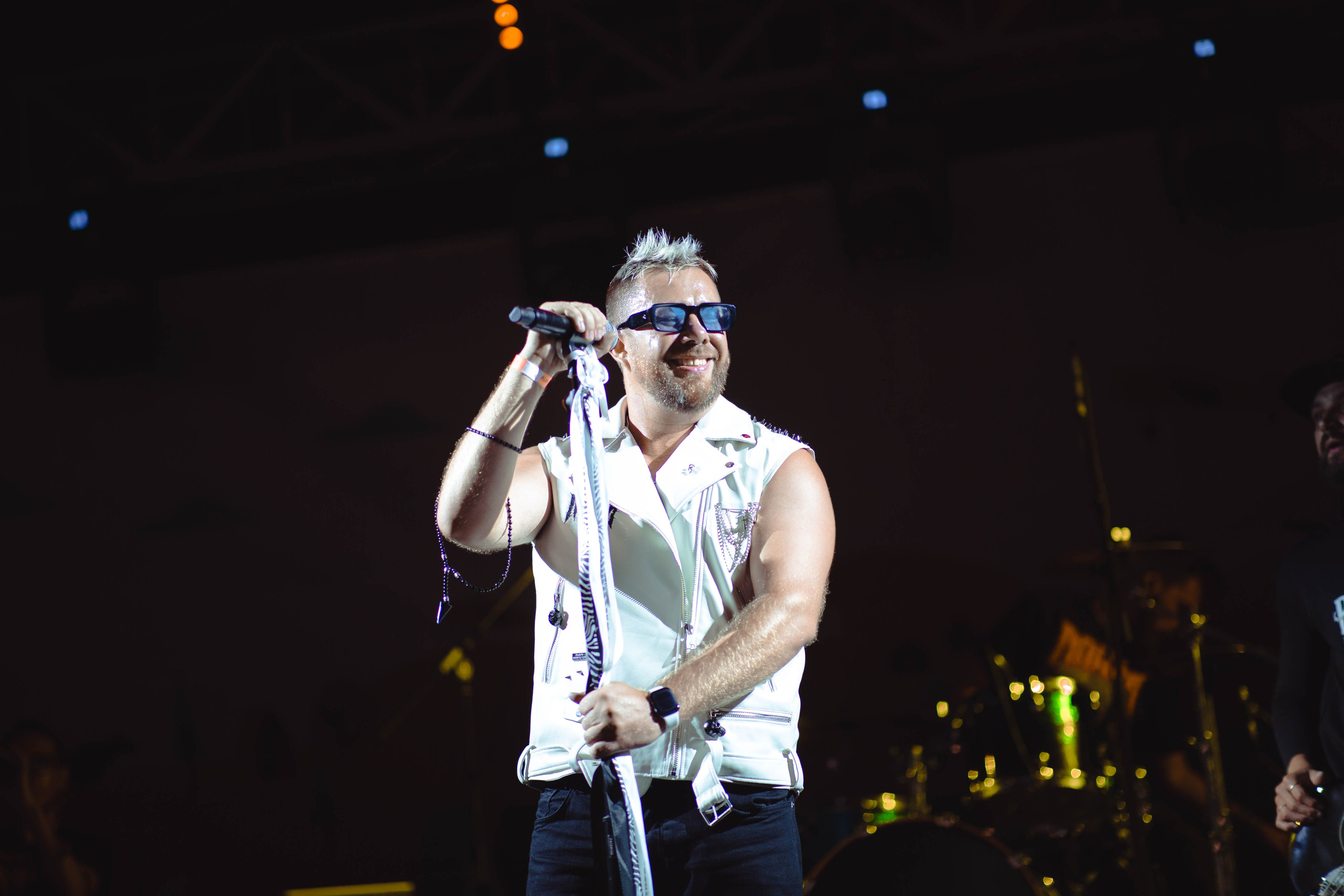 LONGLONG. Репортажный и портретный фотограф Михаил Мартиросян