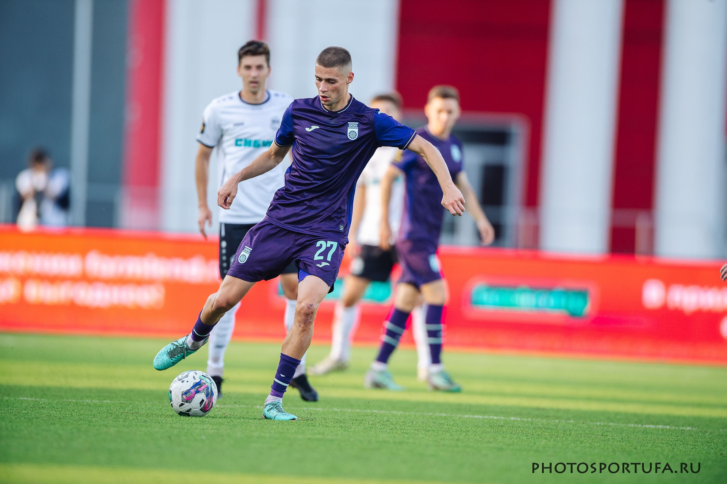 Россия — МЕЛБЕТ — Первая Лига. 4 -й тур «ФК УФА» — ФК «Тюмень». Спортивный фотограф в Уфе Евгений Буров
