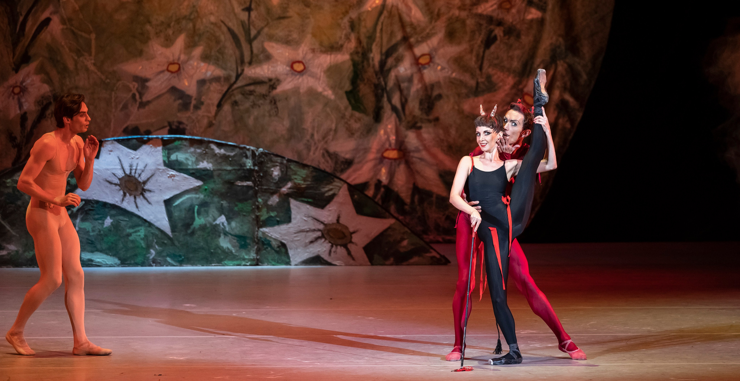 Сотворение мира. Балет Наталии Касаткиной и Владимира Василёва. Балетный фотограф Москва Майоров Николай