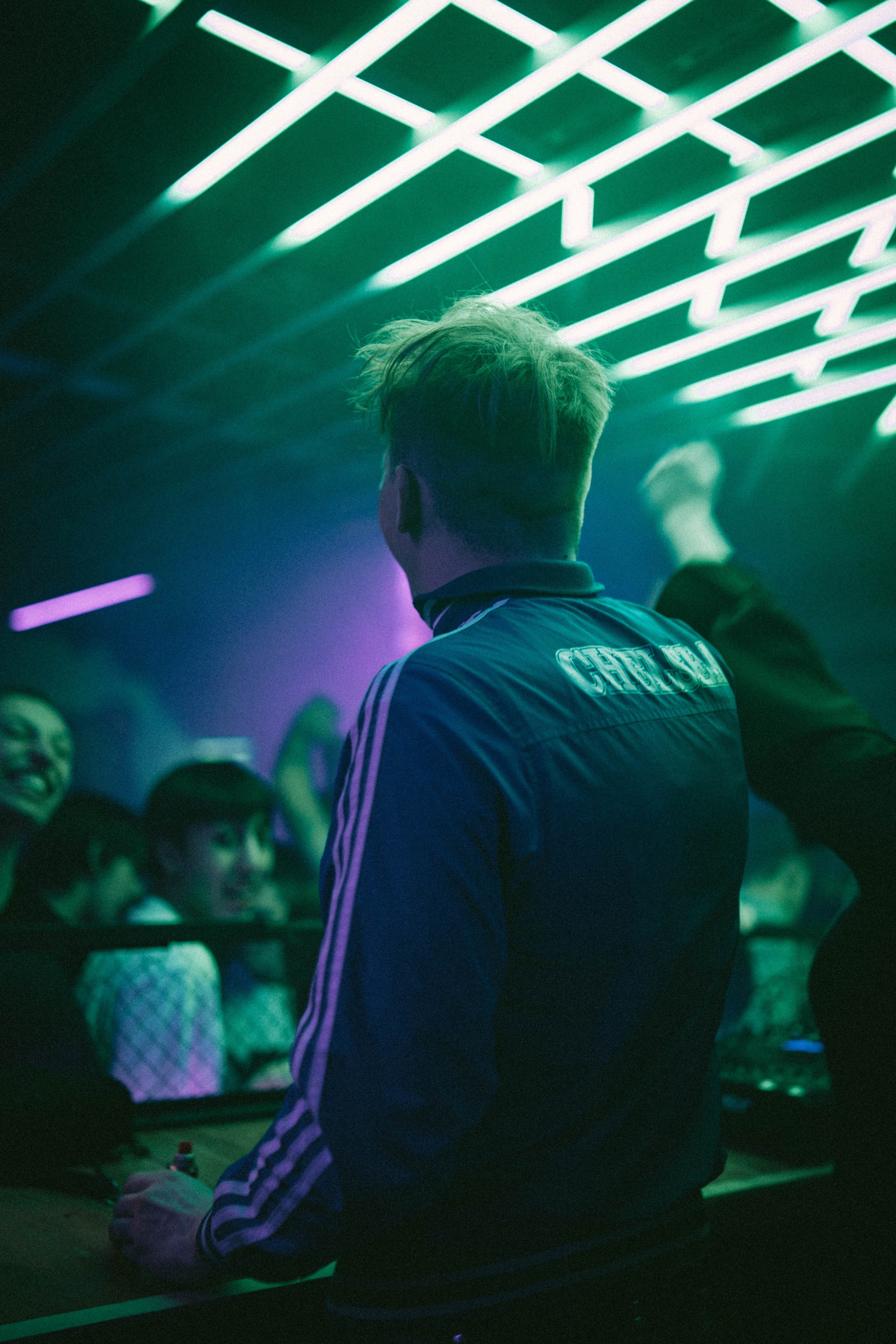 Bear bar 10.11. Awes fram