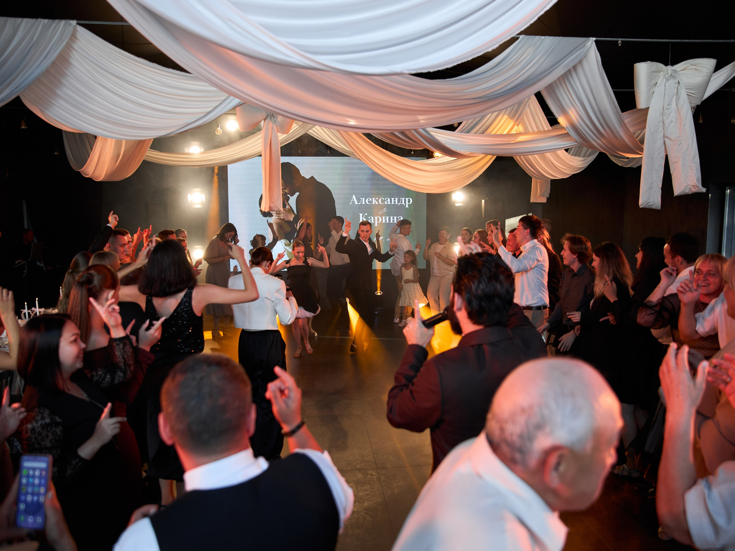 СЕГОДНЯ ТОЛЬКО ПО ЛЮБВИ. Свадебный фотограф Анна Чащухина