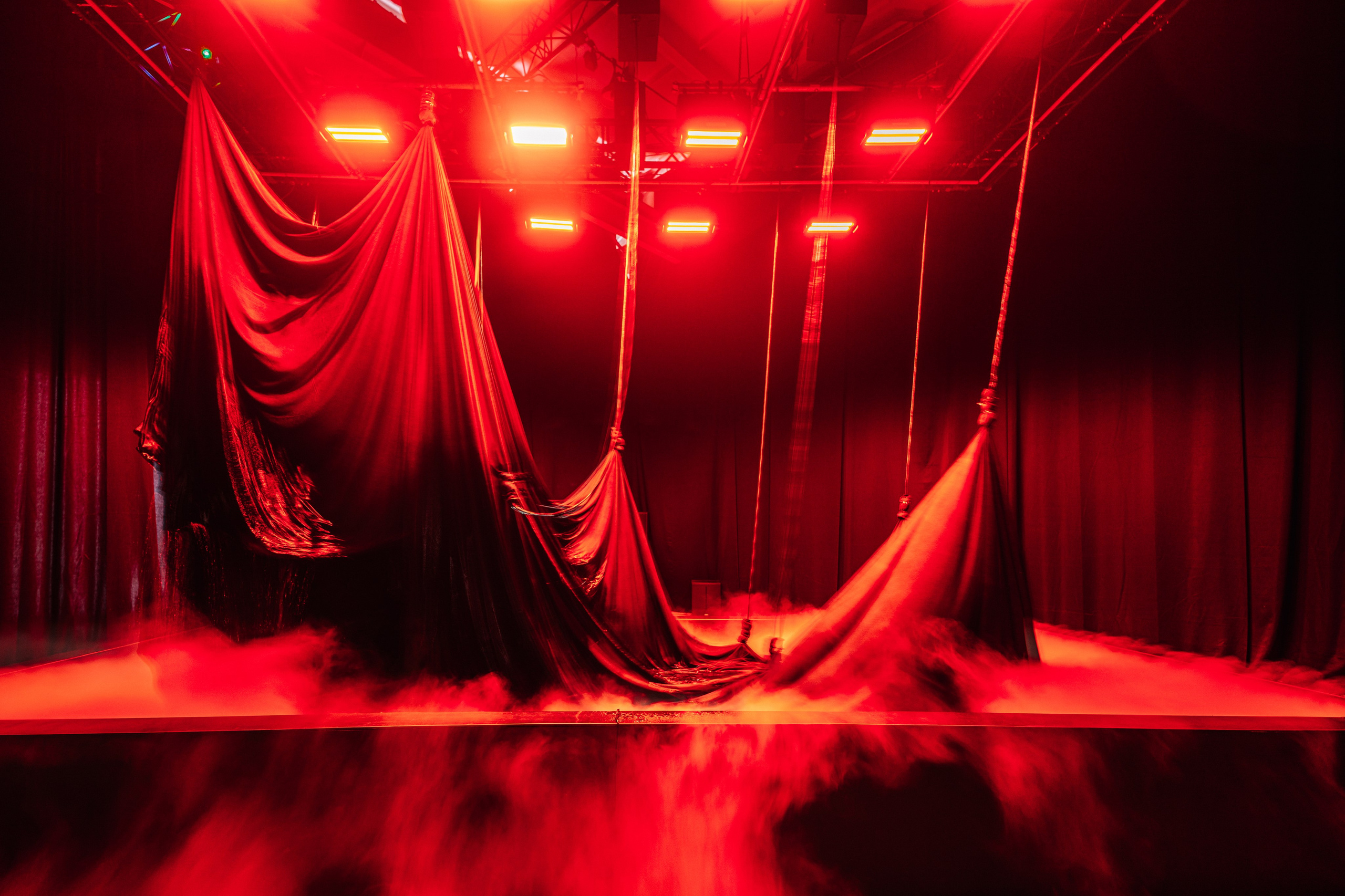 INTERVALS.EXHIBITION. @tomrus: Рустам Шагиморданов — фотограф