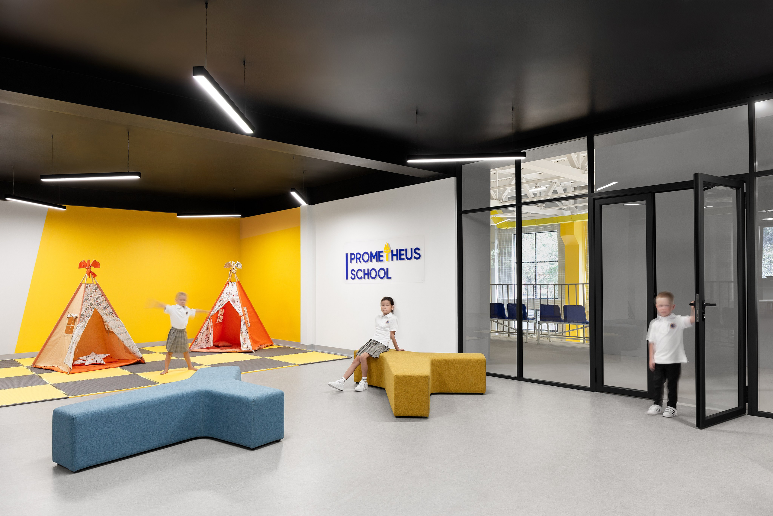 RS Group — Prometheus School. Roman Yakunin — interior photographer in Almaty, Kazakhstan