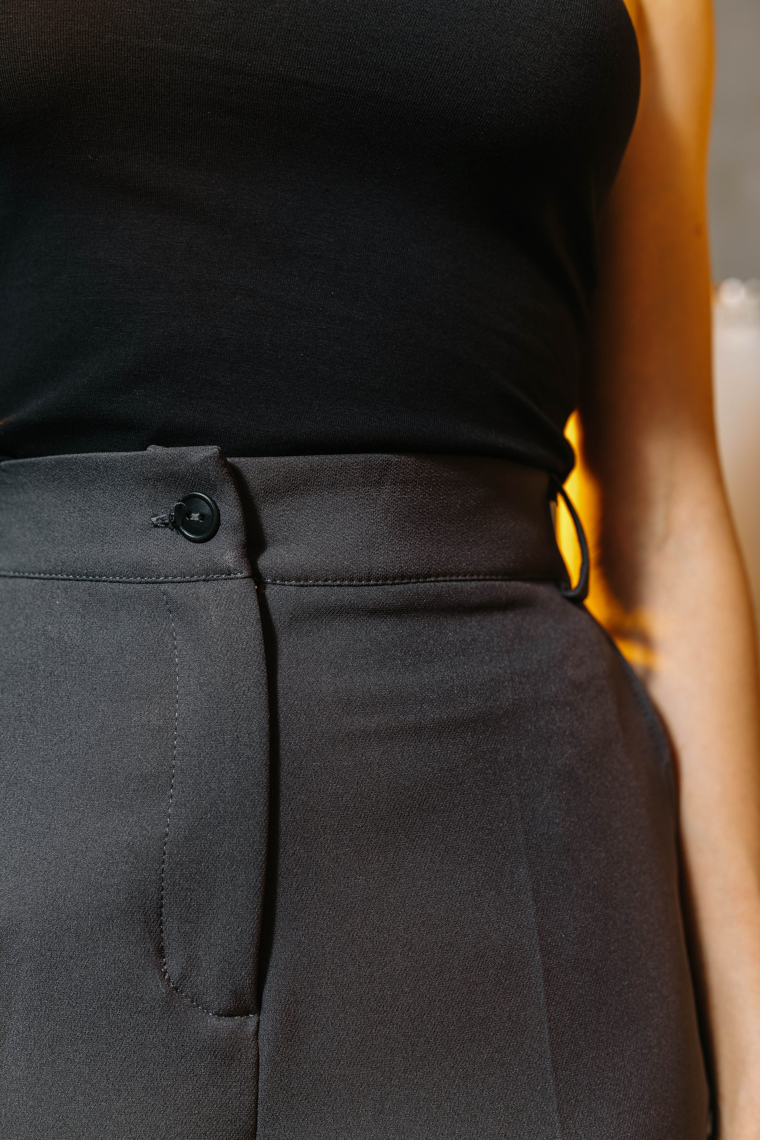 Реклама Брюк. Профессиональный фотограф