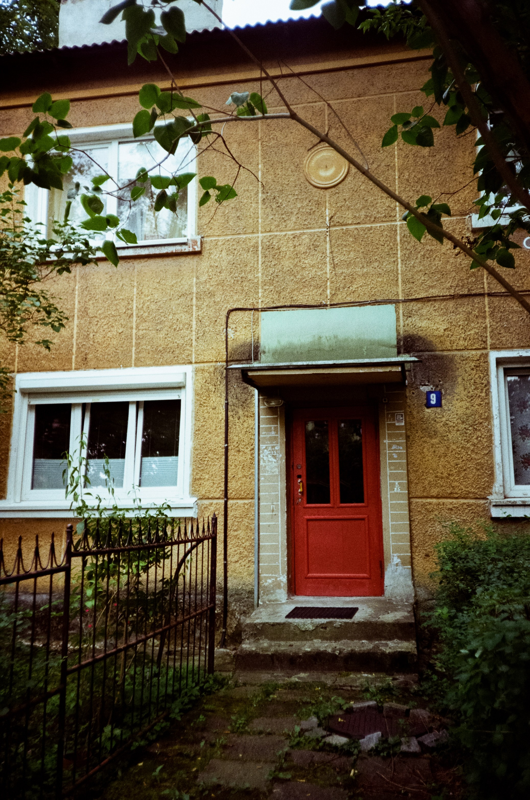 Калининградский стрит. От Амалиенау до кафе Толстой. Фотограф-документалист Мария Осокина