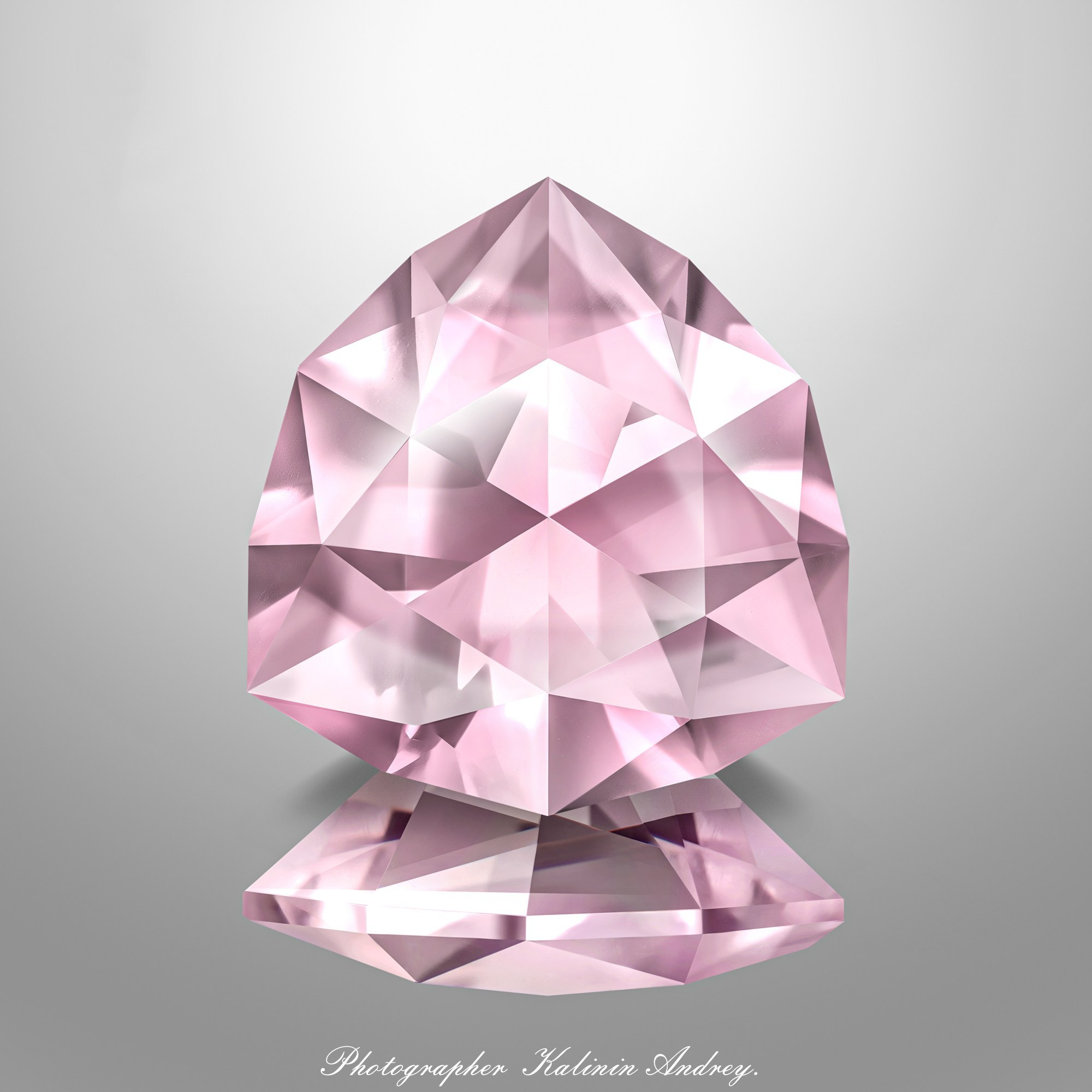 Фотографии в большом разрешении драгоценных камней на продажу купить тел +79 660 031 307. Высококачественная профессиональная рекламная фотосъёмка ювелирных украшений, драгоценных камней в Москве. Обучение, консультация