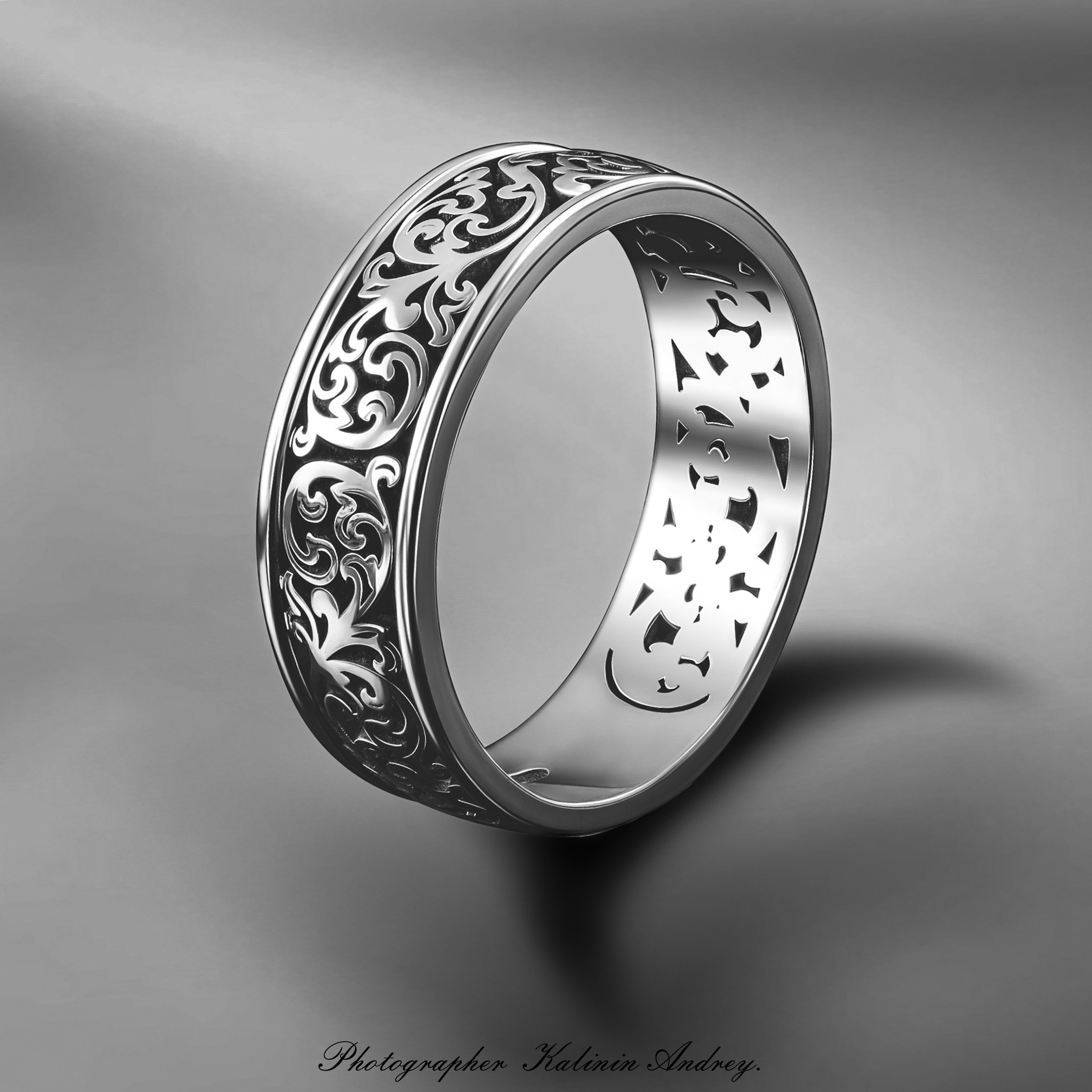 Рекламная эксклюзивная предметная фотосъёмка ювелирных изделий в Москве  тел +7 966-003-13-07. Высококачественная профессиональная рекламная фотосъёмка ювелирных украшений, драгоценных камней в Москве. Обучение, консультация