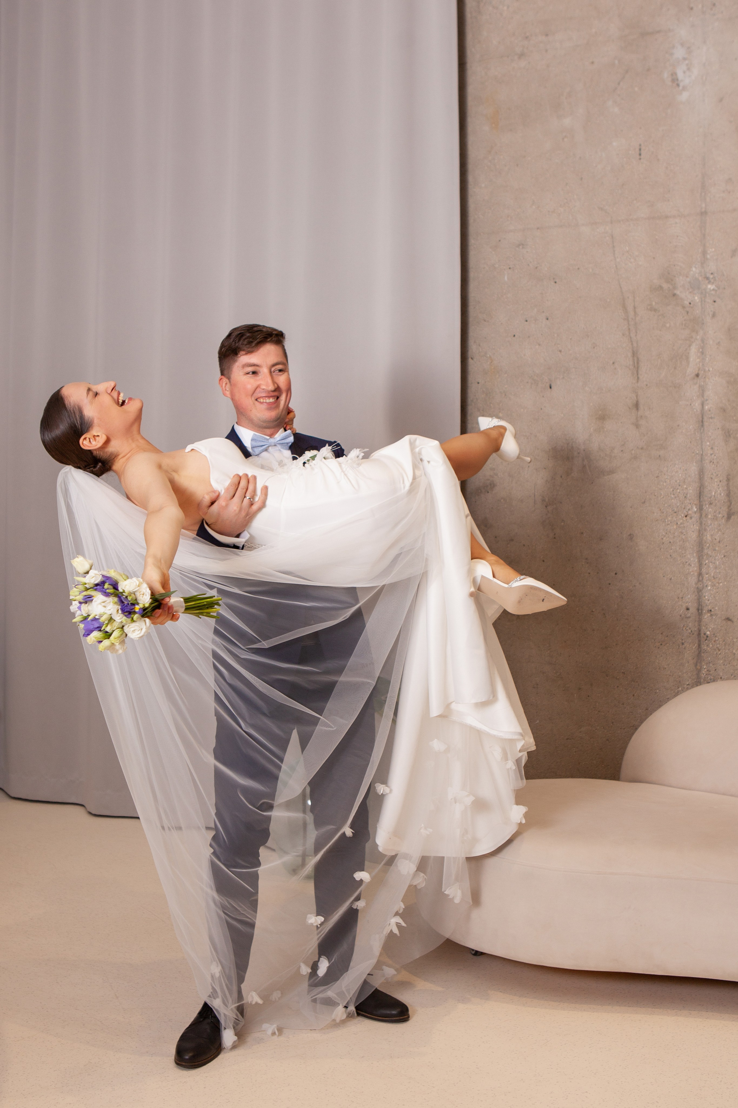 Фотосессия жениха и невесты в шипиловском загсе. Фотограф Ольга Ефремова