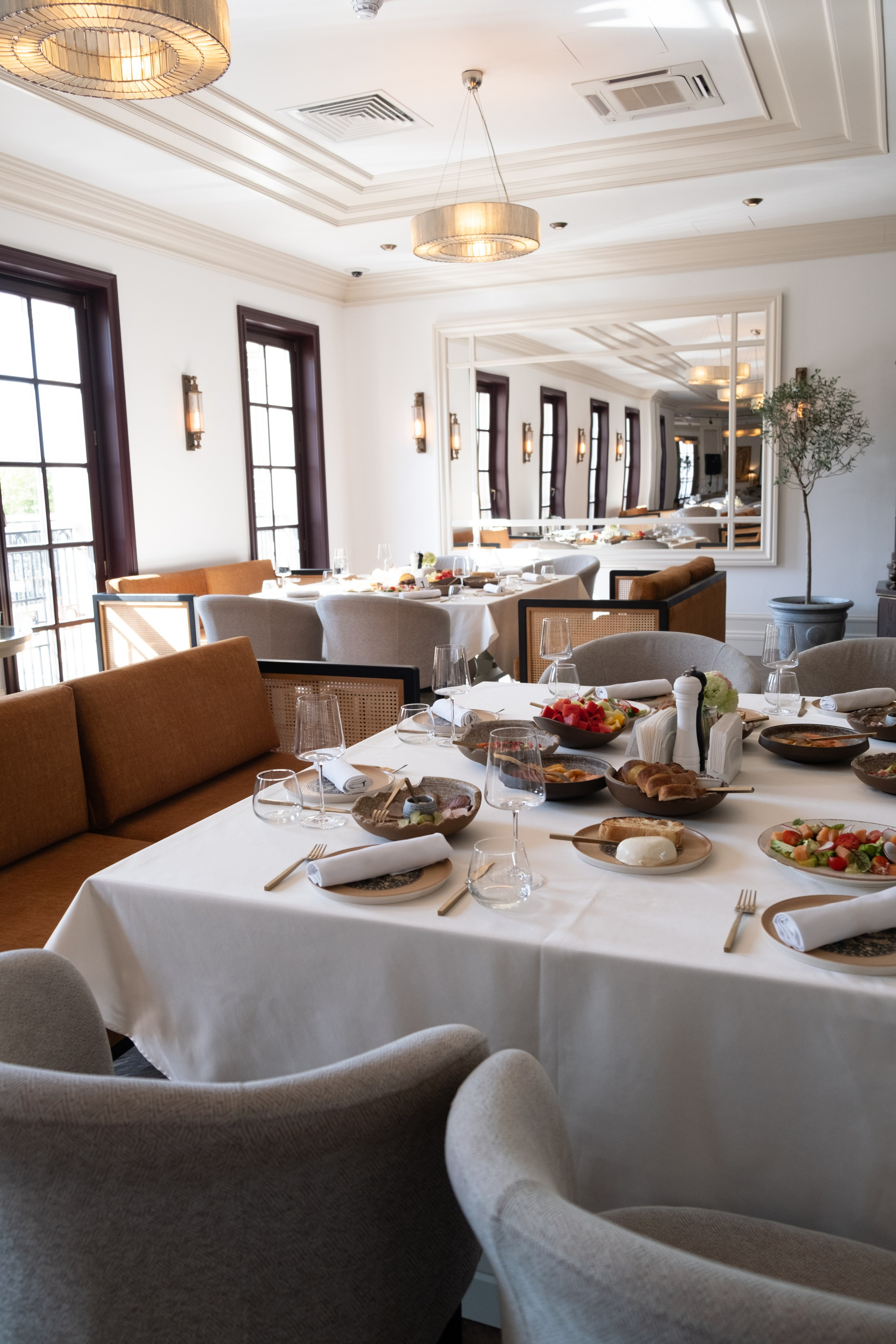 Фотограф на юбилей в Крыму | Съемка дня рождения | Илья Желдак. Профессиональная фотосъемка в Крыму. Натуральные эмоции и живые кадры. Забронируйте дату прямо сейчас!