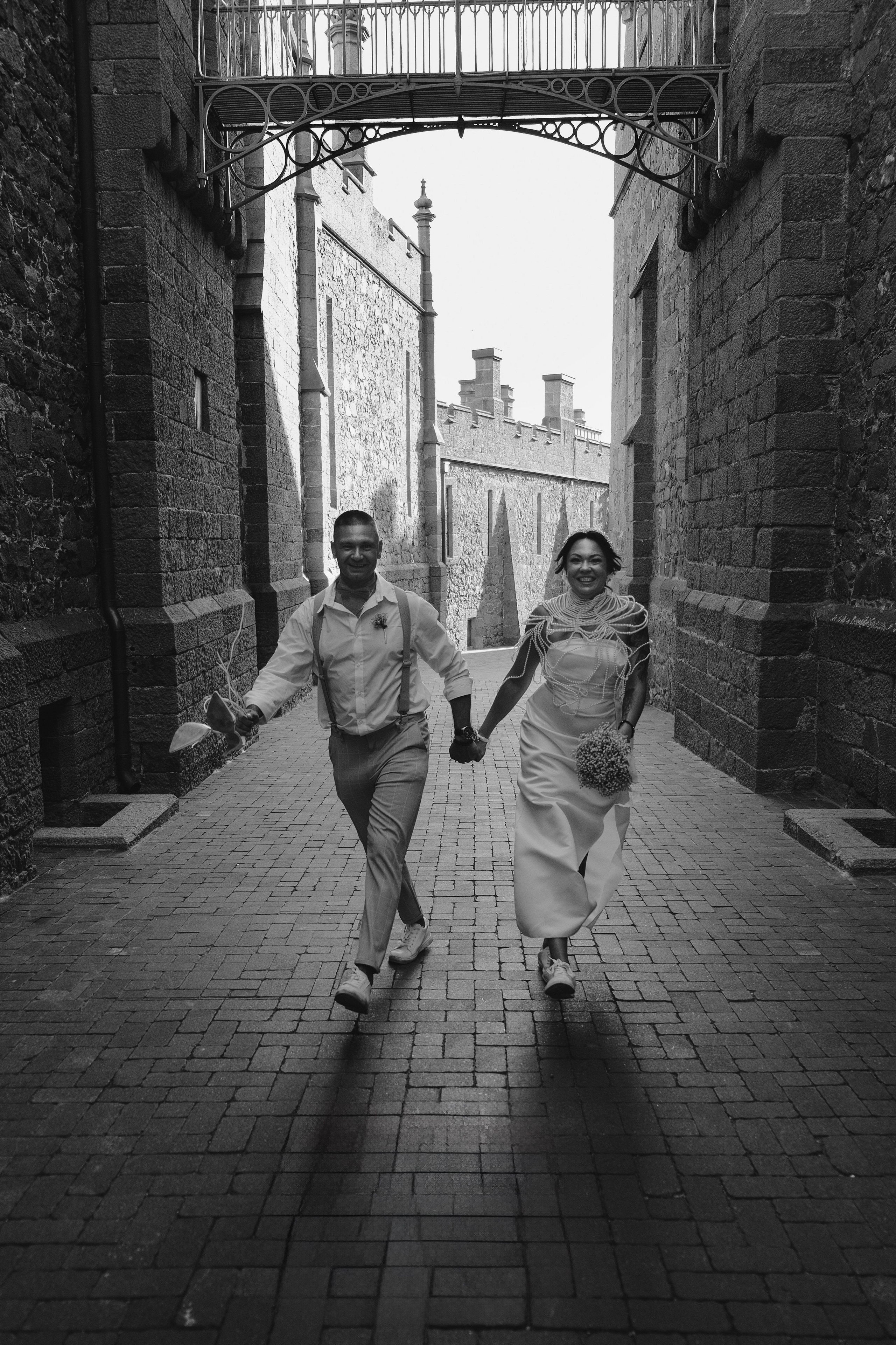 Свадьба в Ялте │ Воронцовский и Ливадийский дворец │ Форд Мустанг │ Крымский Санторини │ Илья Желдак. Свадебный фотограф и видеограф в Крыму! Ваш день будет незабываемым!