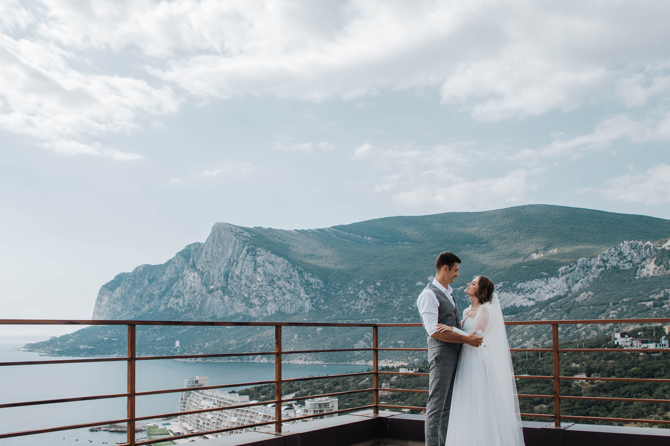 Екатерина & Иван. Свадебная фотосессия в Ласпи. Свадебный и контент фотограф в Севастополе и Крыму Марина Данилова